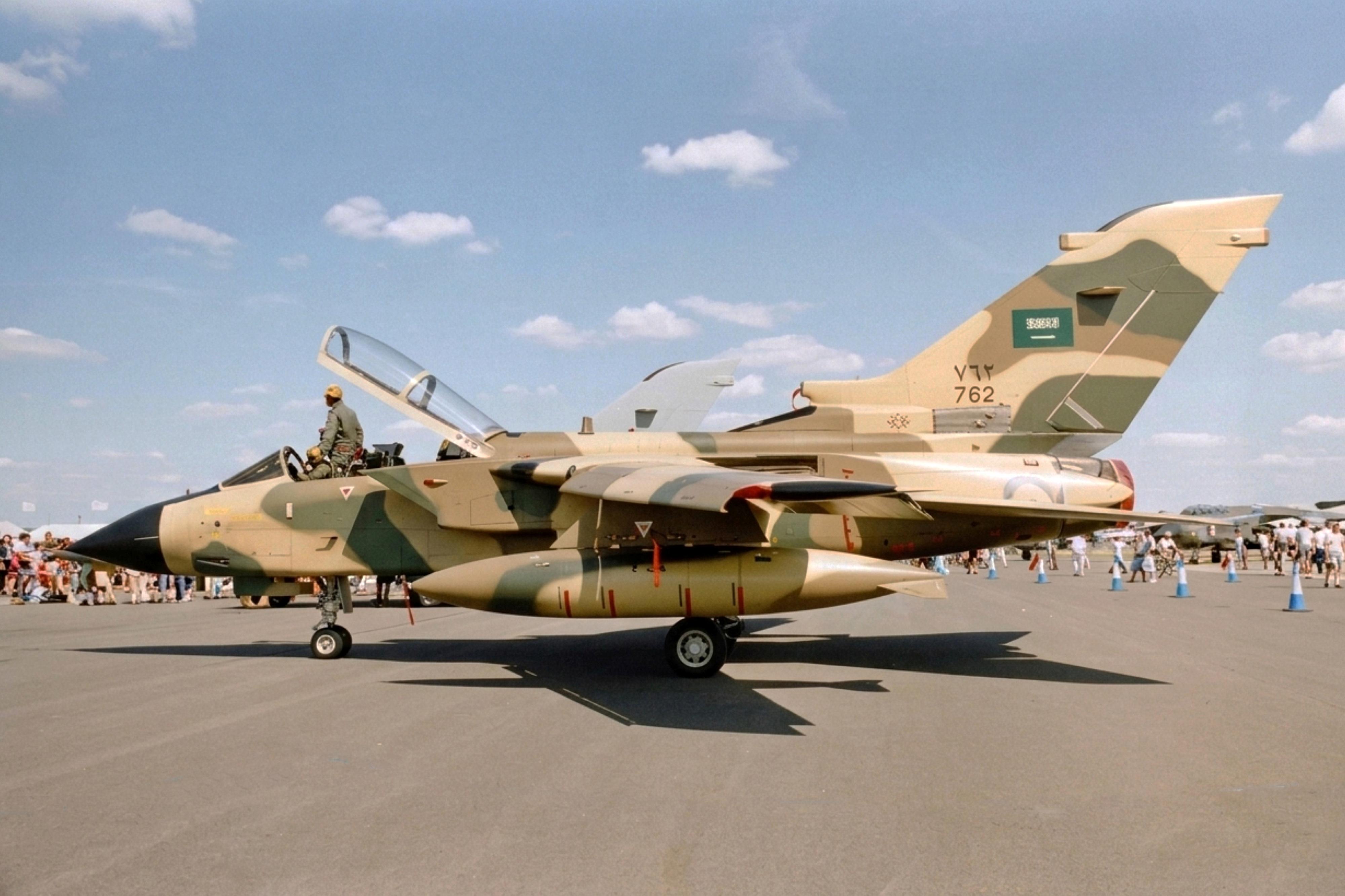 762 @ EGVA - 762 1987 Panavia Tornado IDS RSaudAF IAT  - by PhilR