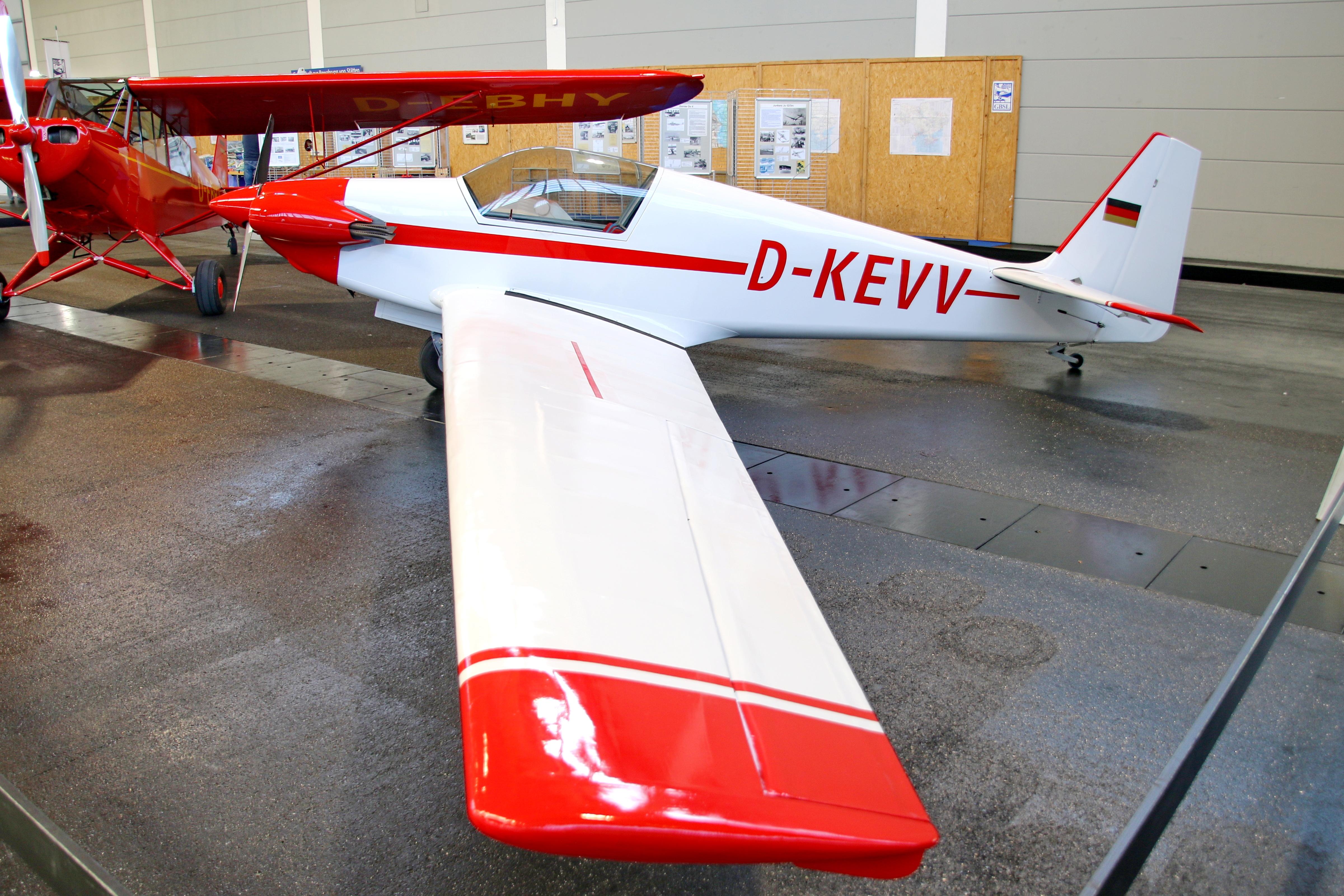D-KEVV photo, click to enlarge