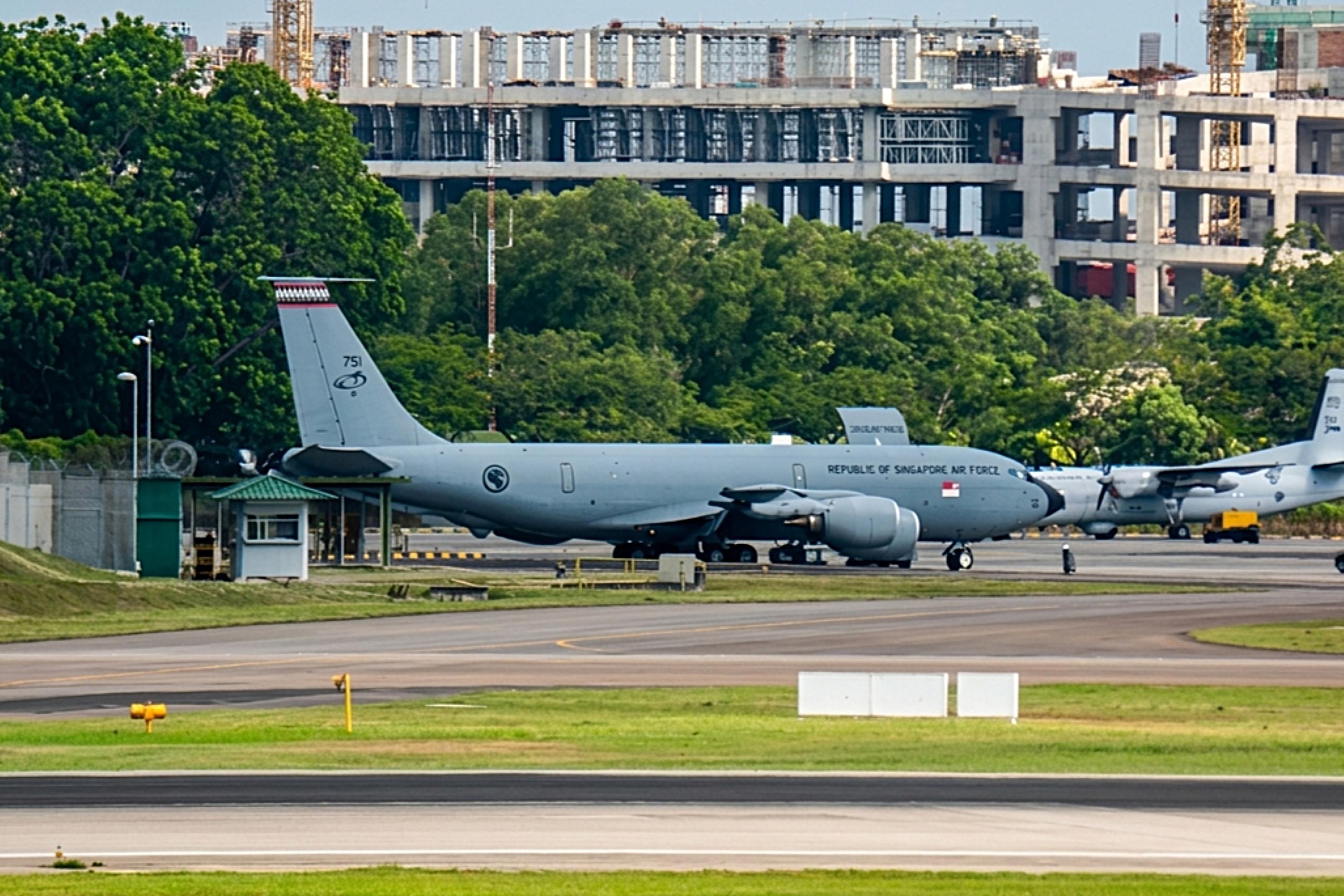 751 @ WSSS - 751 1962 Boeing KC-135R Singapore Air Force SIN 
 - by PhilR