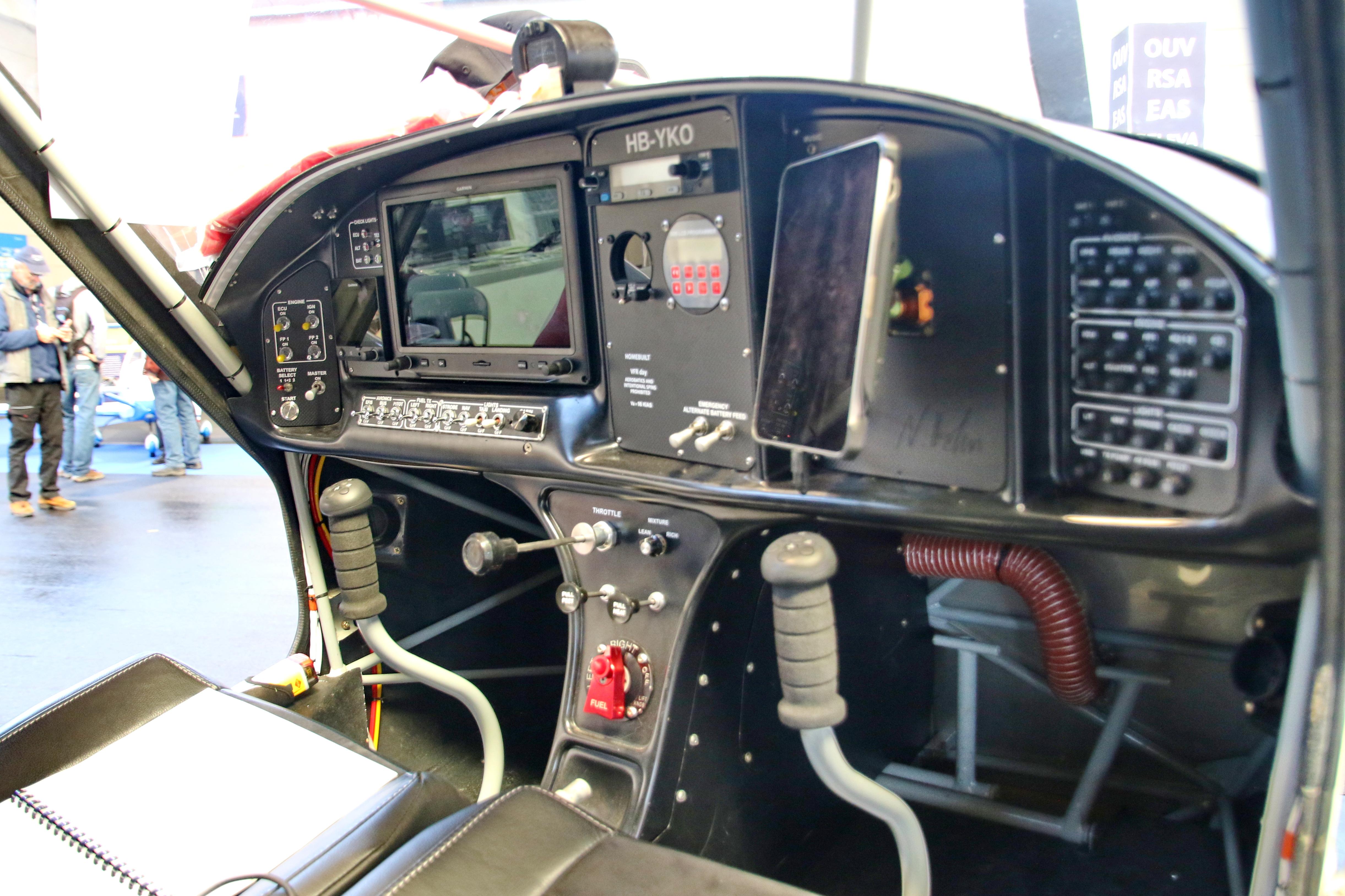 HB-YKO photo, click to enlarge