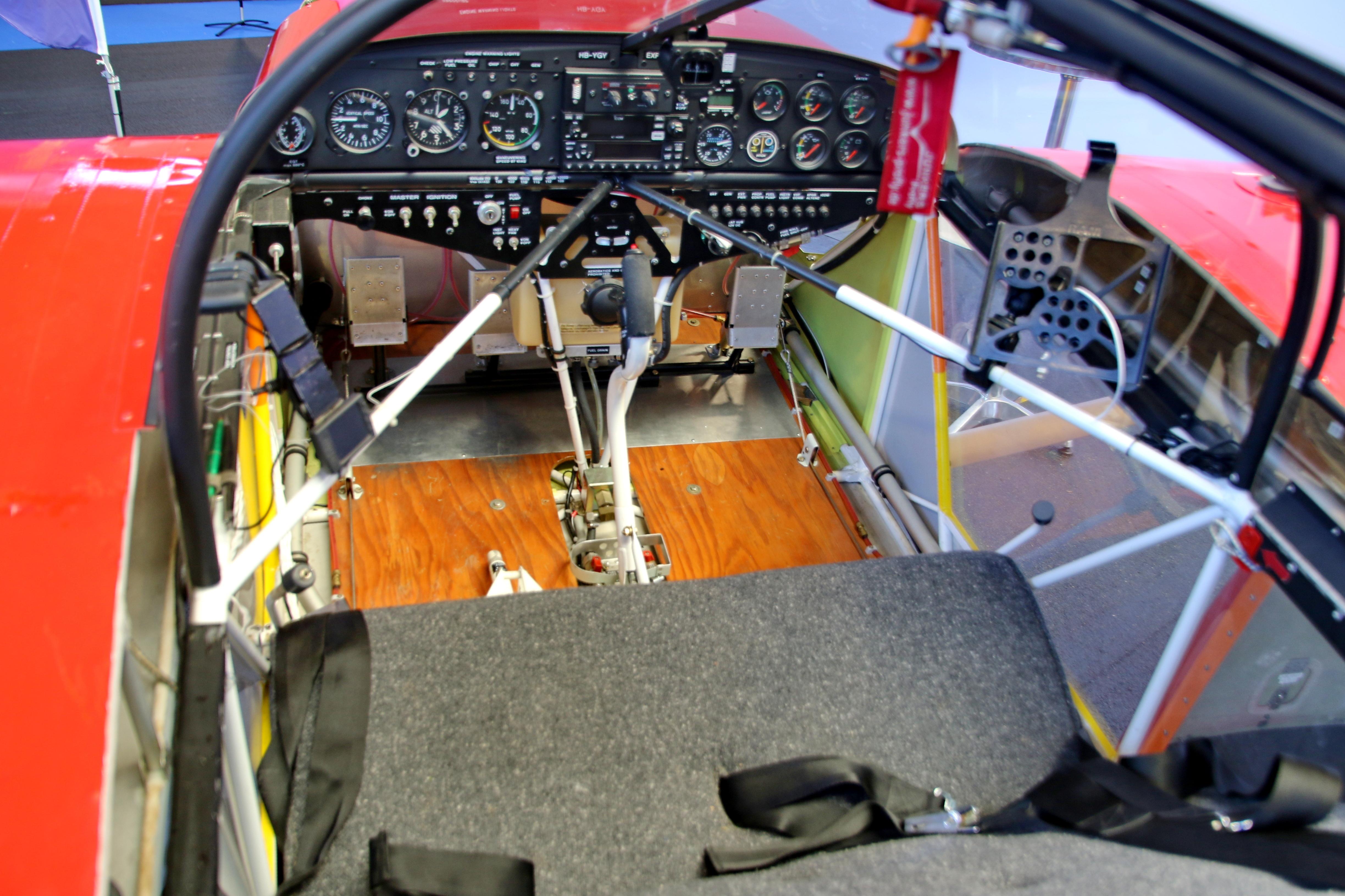 HB-YGY photo, click to enlarge