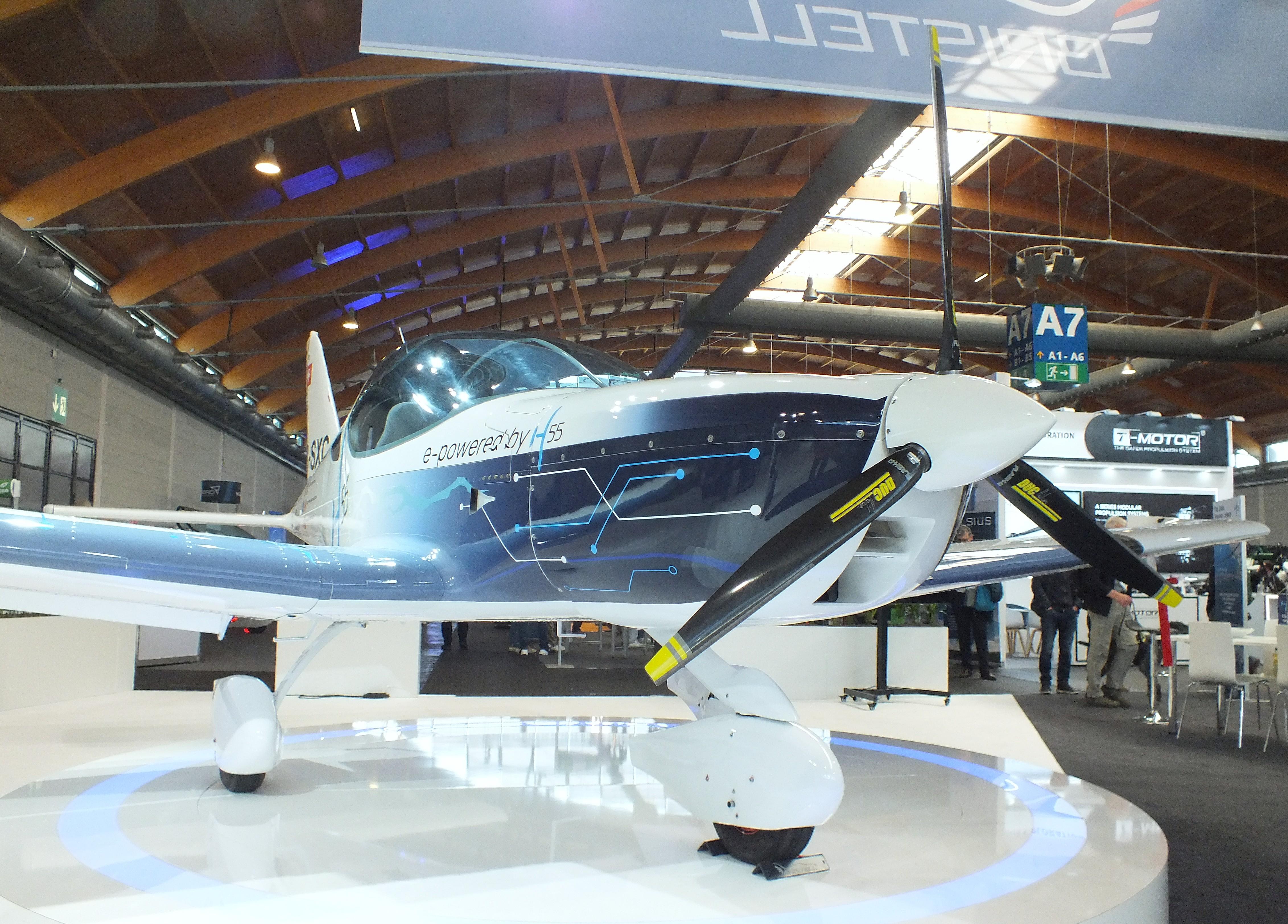 HB-SXC @ EDNY - BRM Aero Bristell/H55 B23 Energic with Emrax electric motor at the AERO 2026, Friedrichshafen - by iwarnecke