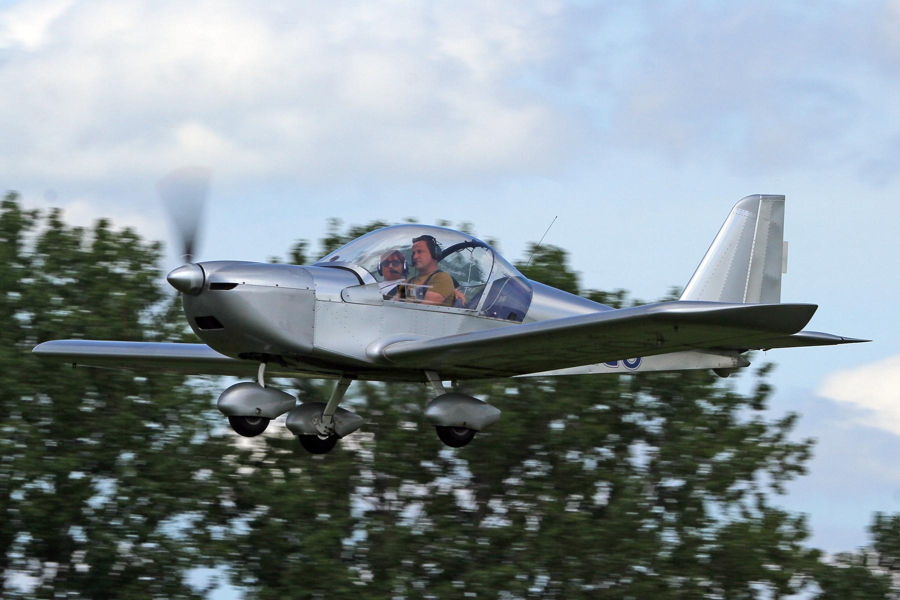 G-CEGO photo, click to enlarge