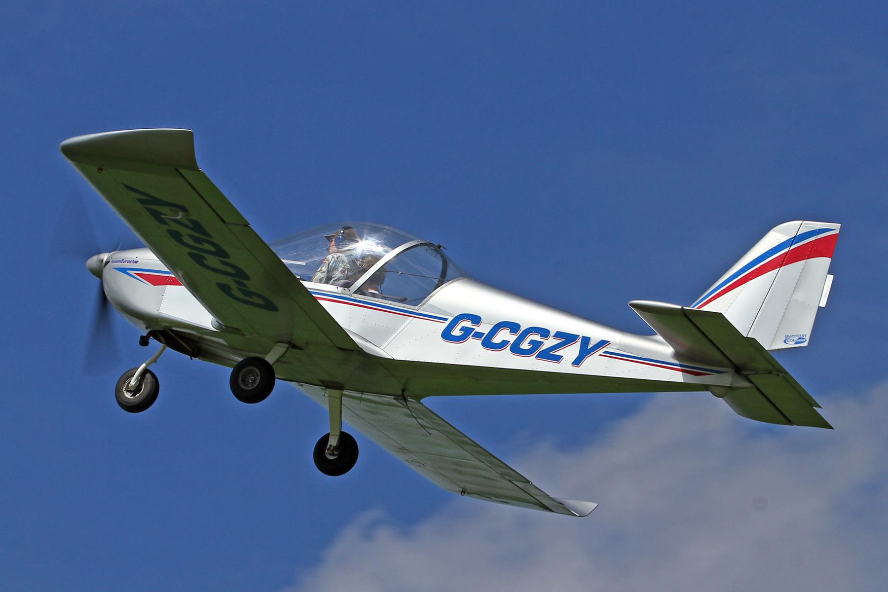 G-CGZY photo, click to enlarge