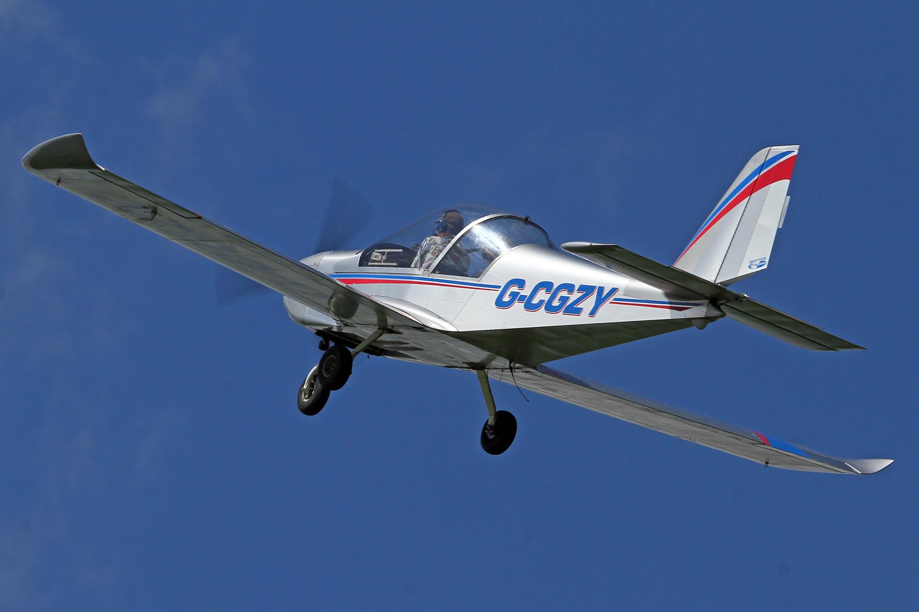 G-CGZY photo, click to enlarge