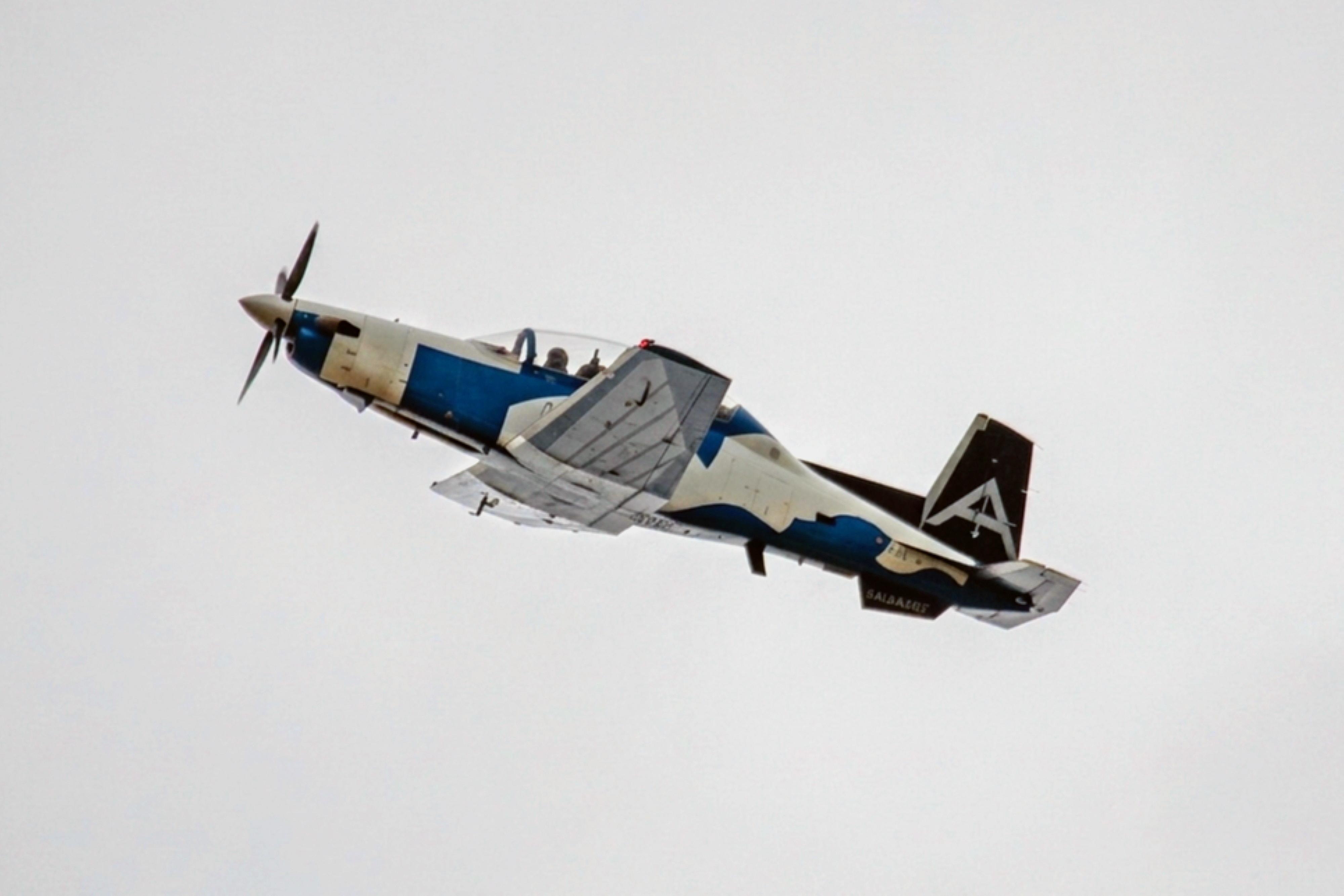 L9-66 @ EGVA - L9-66 1999 Pilatus PC-9M Hudournik Slovenian AF RIAT Fairford
 - by PhilR