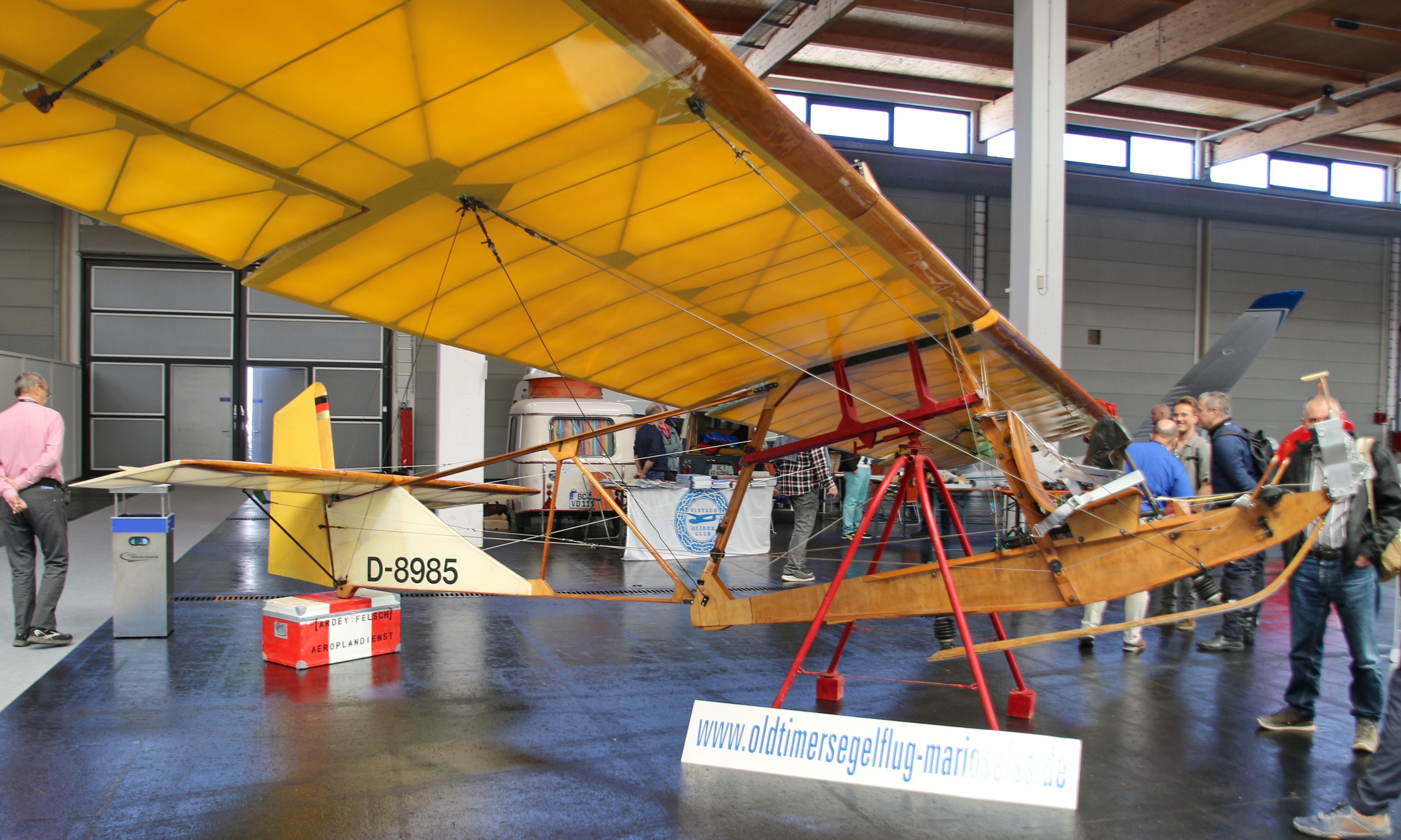 D-8985 @ EDNY - EDNY - Bodensee Airport Friedrichshafen, Germany. AERO 2026 - by AttilaGroszvald/Groszi