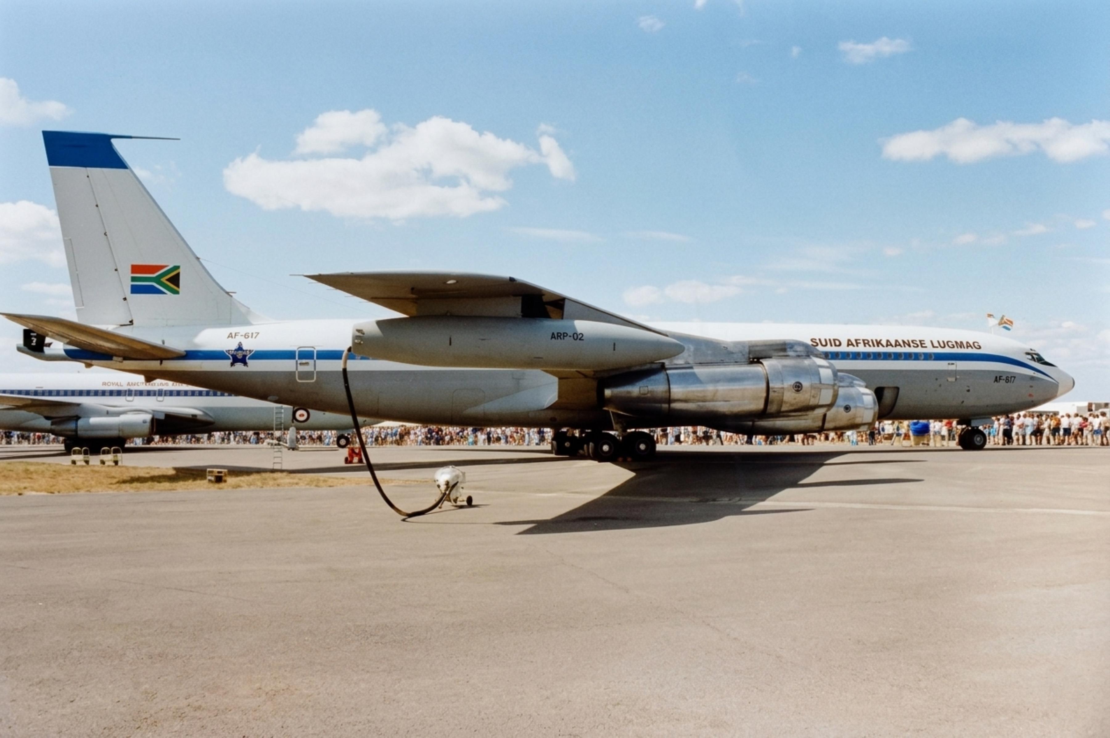 AF-617 @ EGVA - AF-617 1968 Boeing 707-328C SAAF IAT  - by PhilR