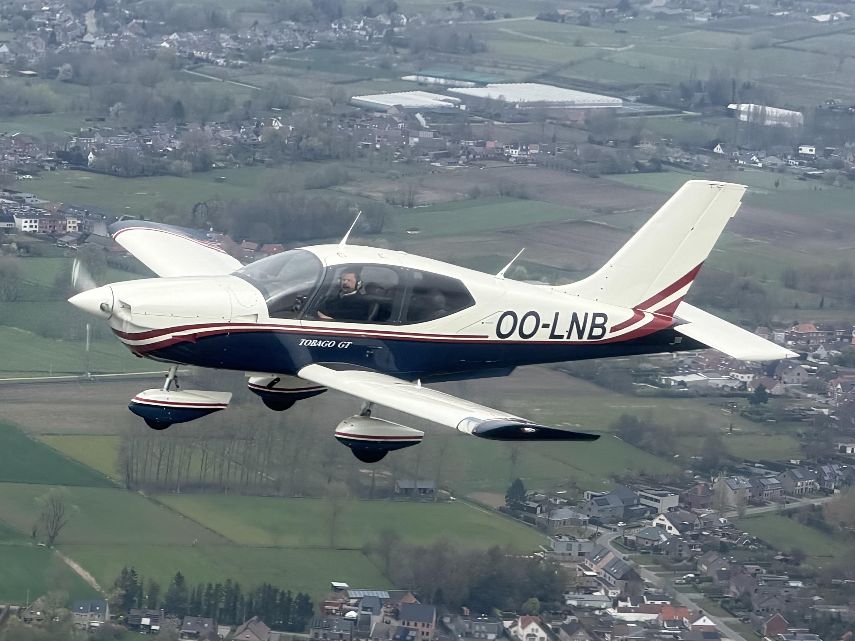 OO-LNB @ EBAW - enrolee from Antwerp to Ursel. Picture taken from OO-NET. - by StefanDeSutter