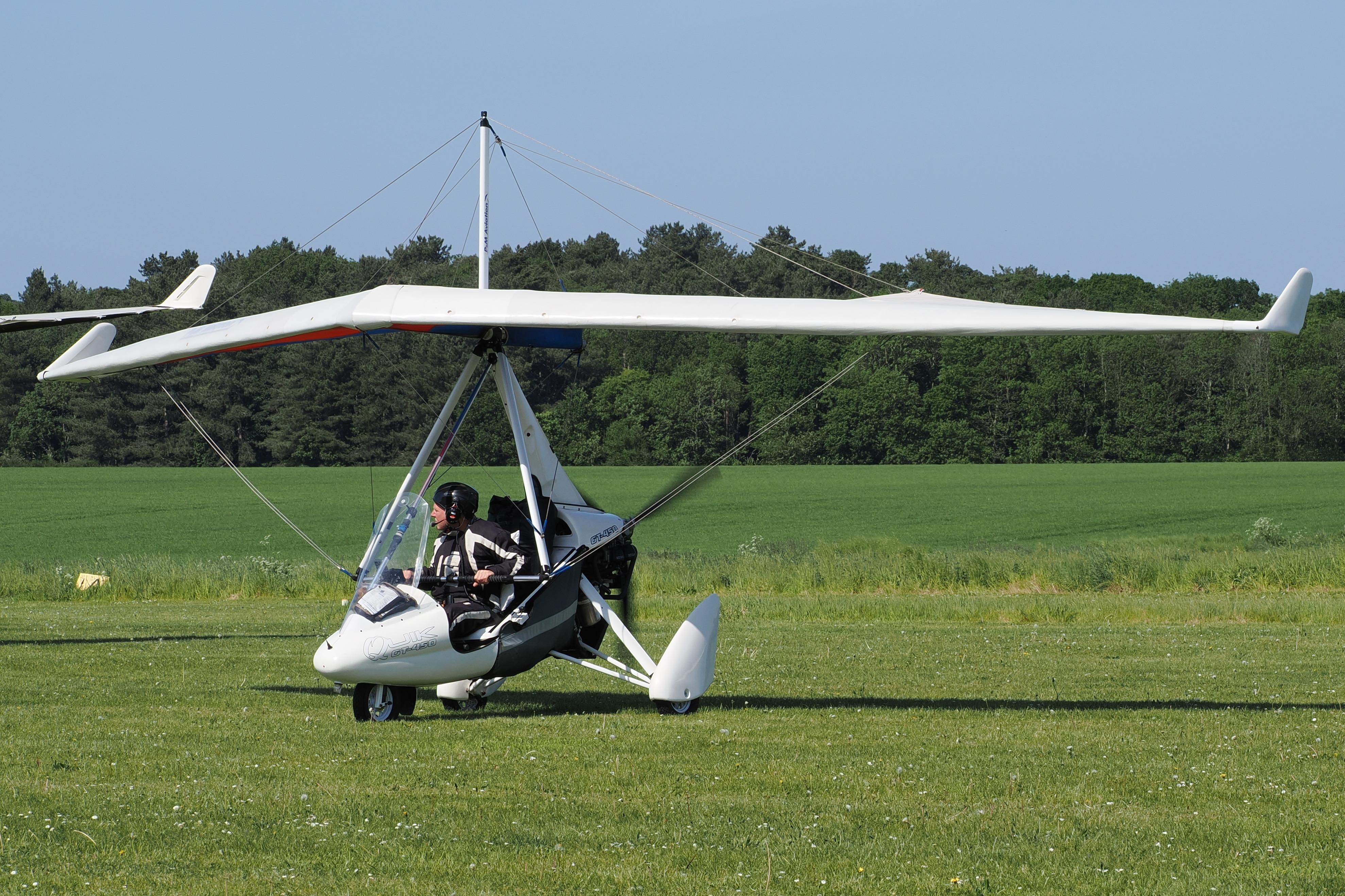 G-CDUU @ X3CX - Departing from Northrepps. - by Graham Reeve