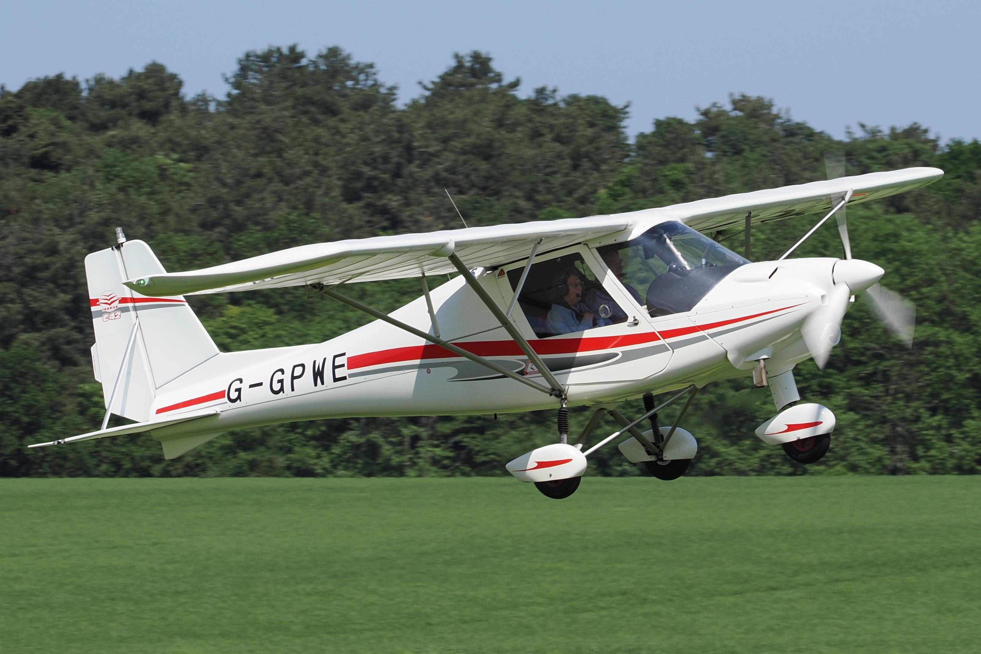 G-GPWE @ X3CX - Departing from Northrepps. - by Graham Reeve