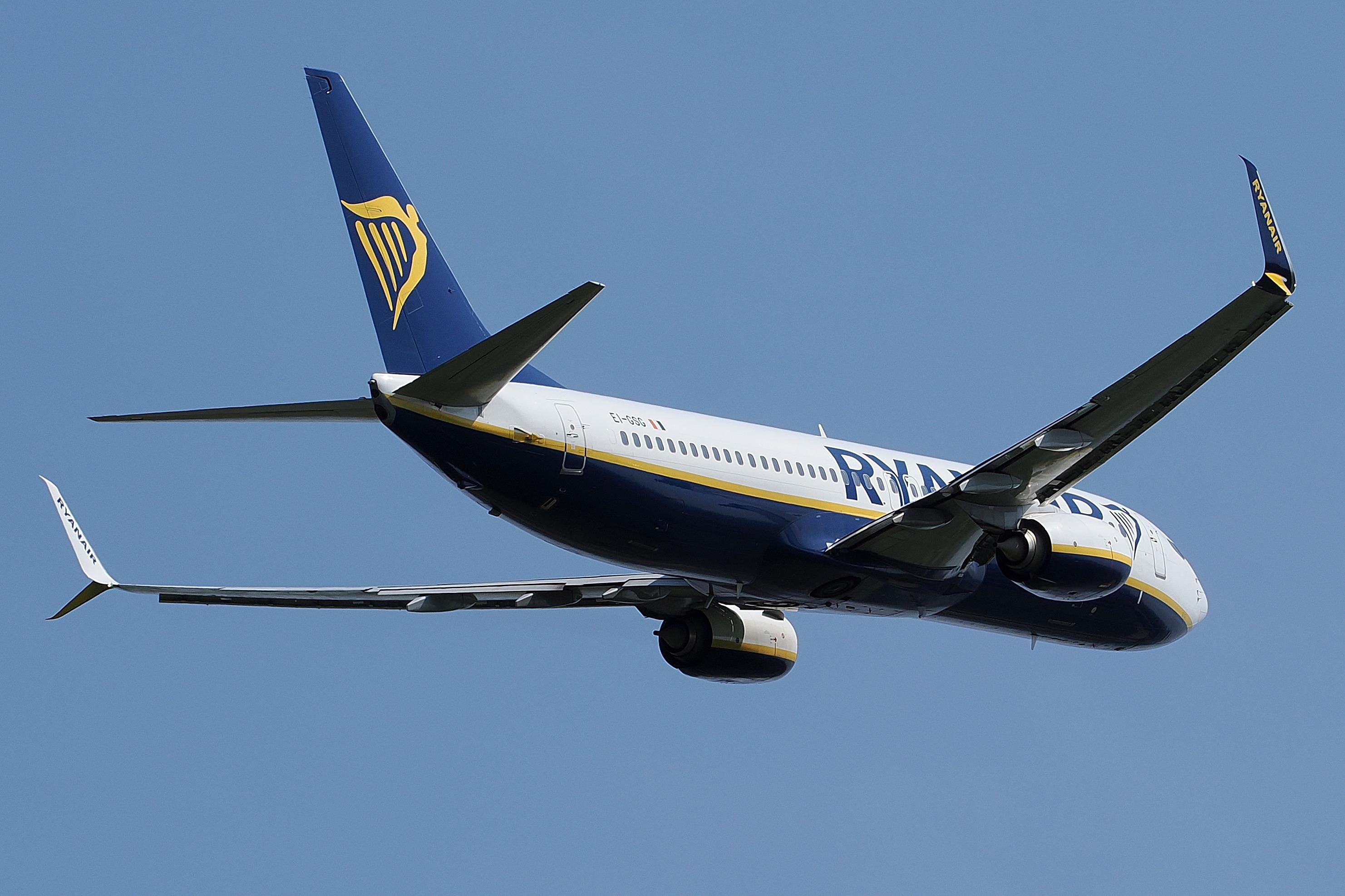 EI-GSG @ EGSH - Departing from Norwich. - by Graham Reeve