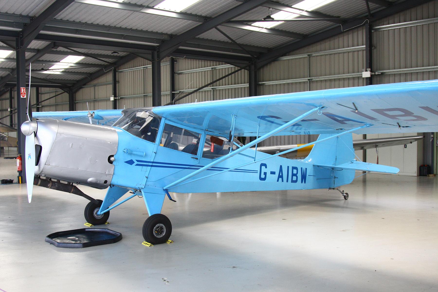 G-AIBW photo, click to enlarge
