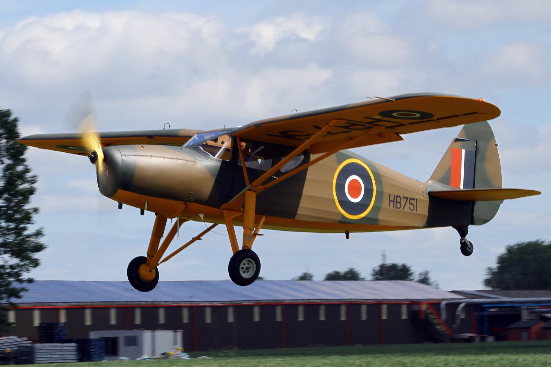 G-BCBL photo, click to enlarge