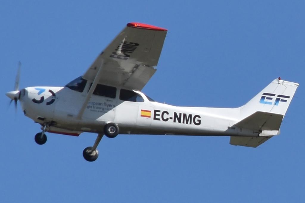 EC-NMG photo, click to enlarge