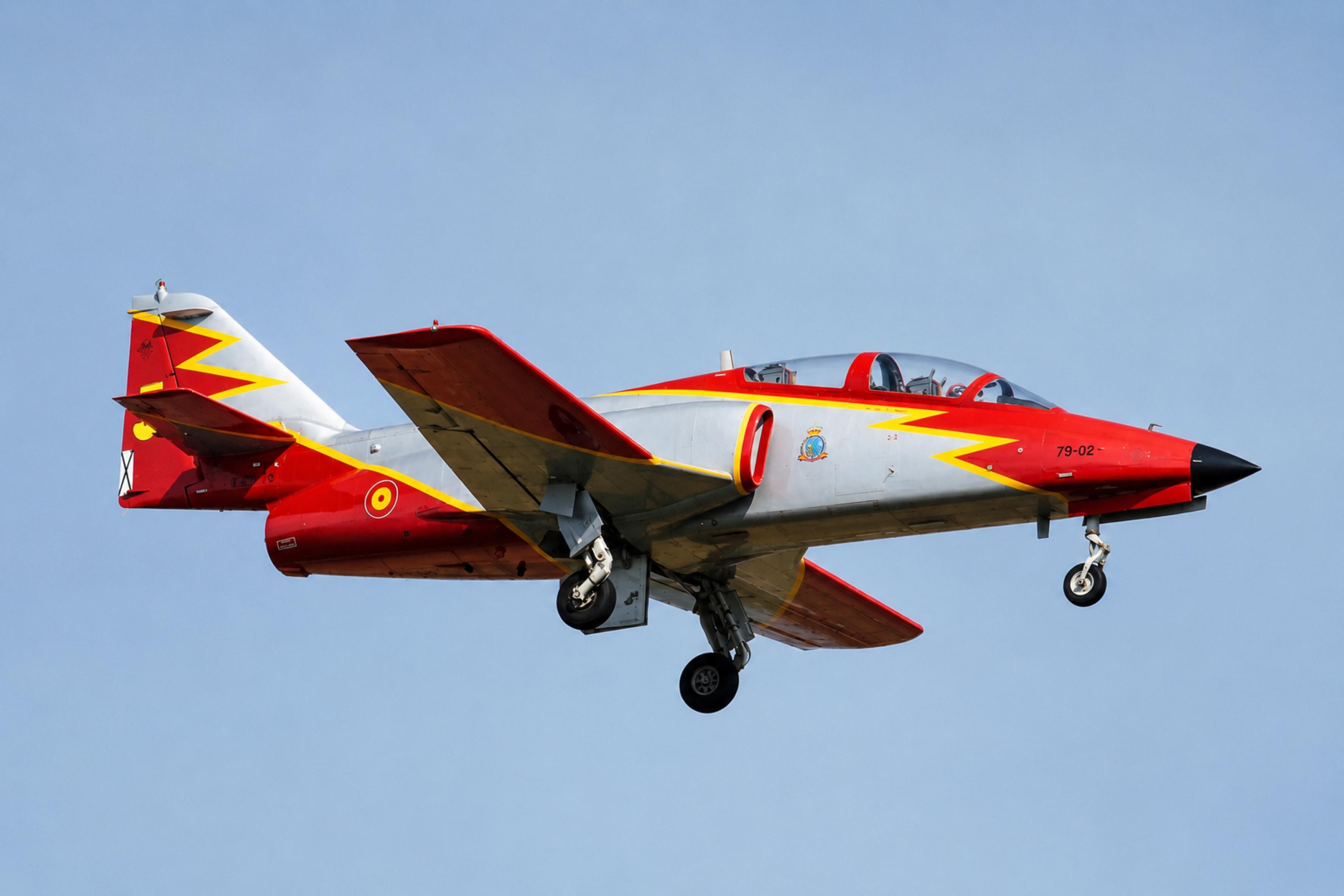 E25-78 @ EGVA - E.25-78 79-02 5 CASA C-101 Aviojet Spanish Air Force 'Patrulla Aguila' RIAT RAF Fairford  - by PhilR