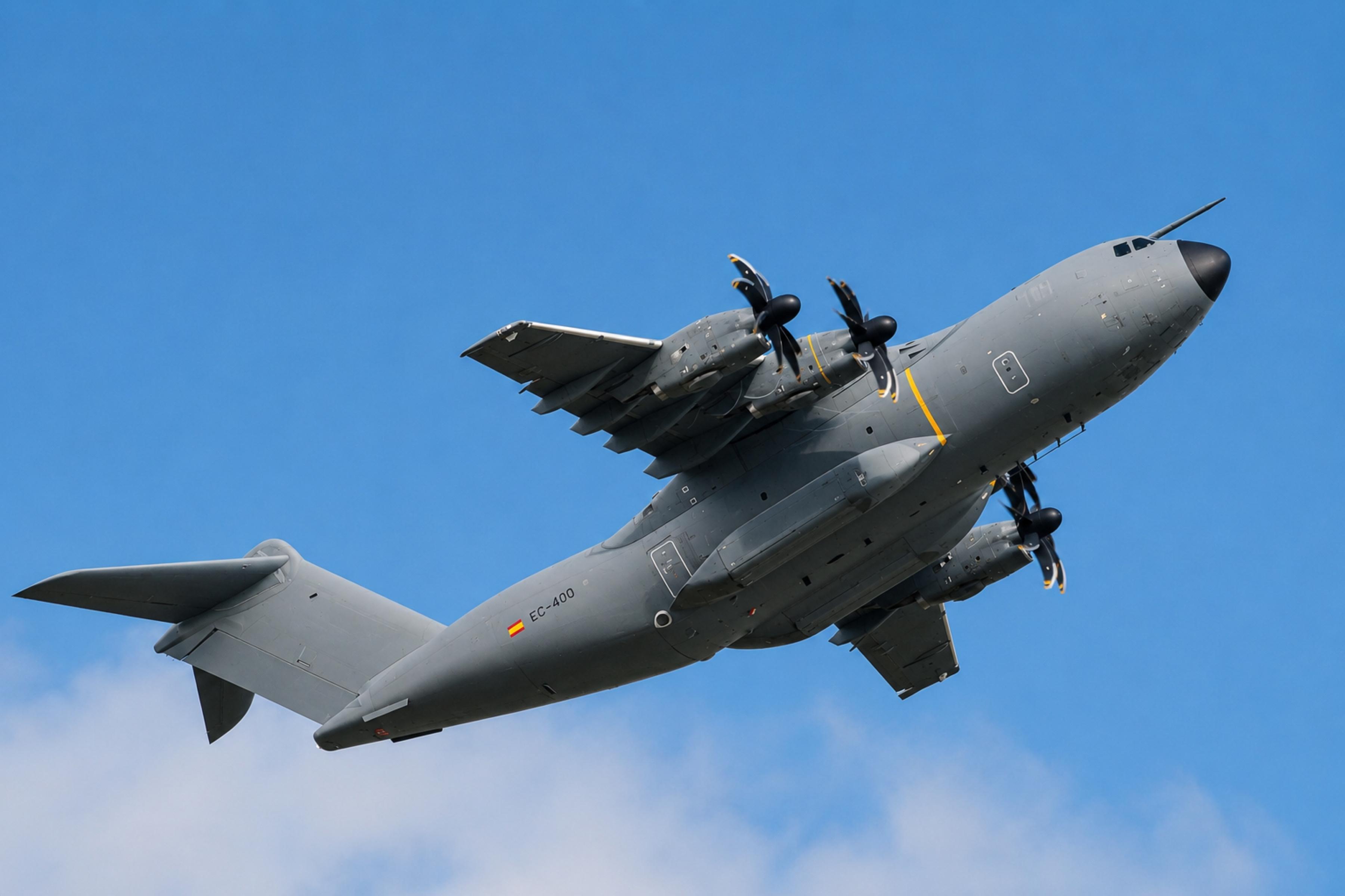 EC-400 @ EGVA - EC-400 Airbus 2015 A400M Atlas RIAT Fairford
 - by PhilR