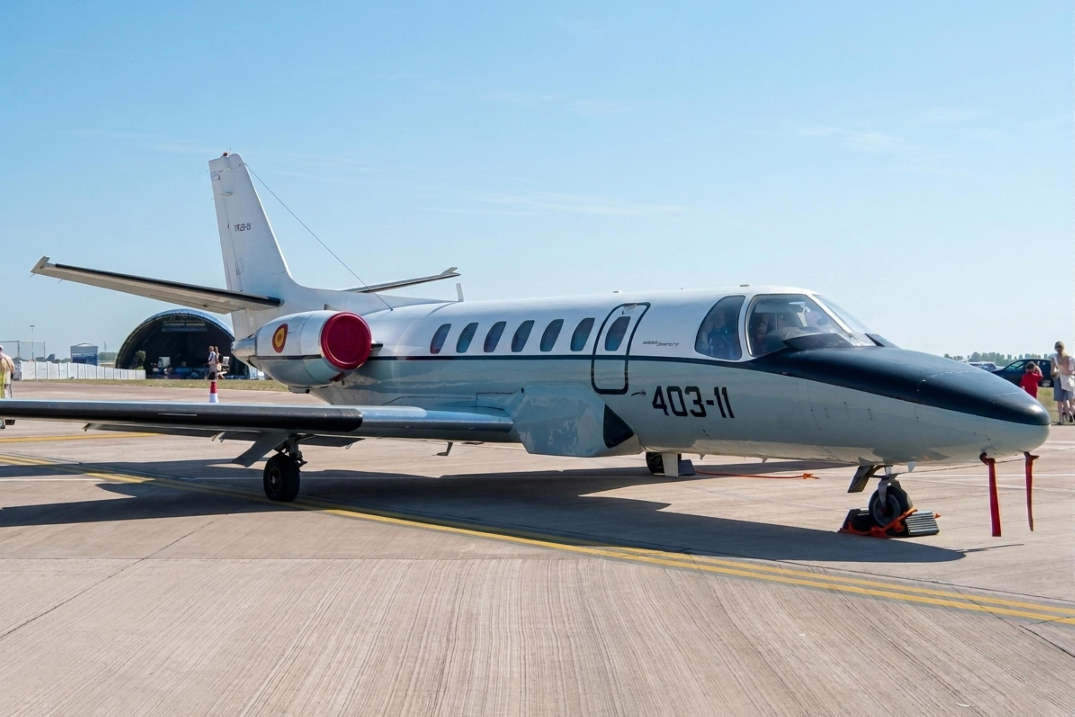 TR20-01 @ EGVA - TR20-01 1992 Cessna Citation 560 SpanAF RIAT 
 - by PhilR