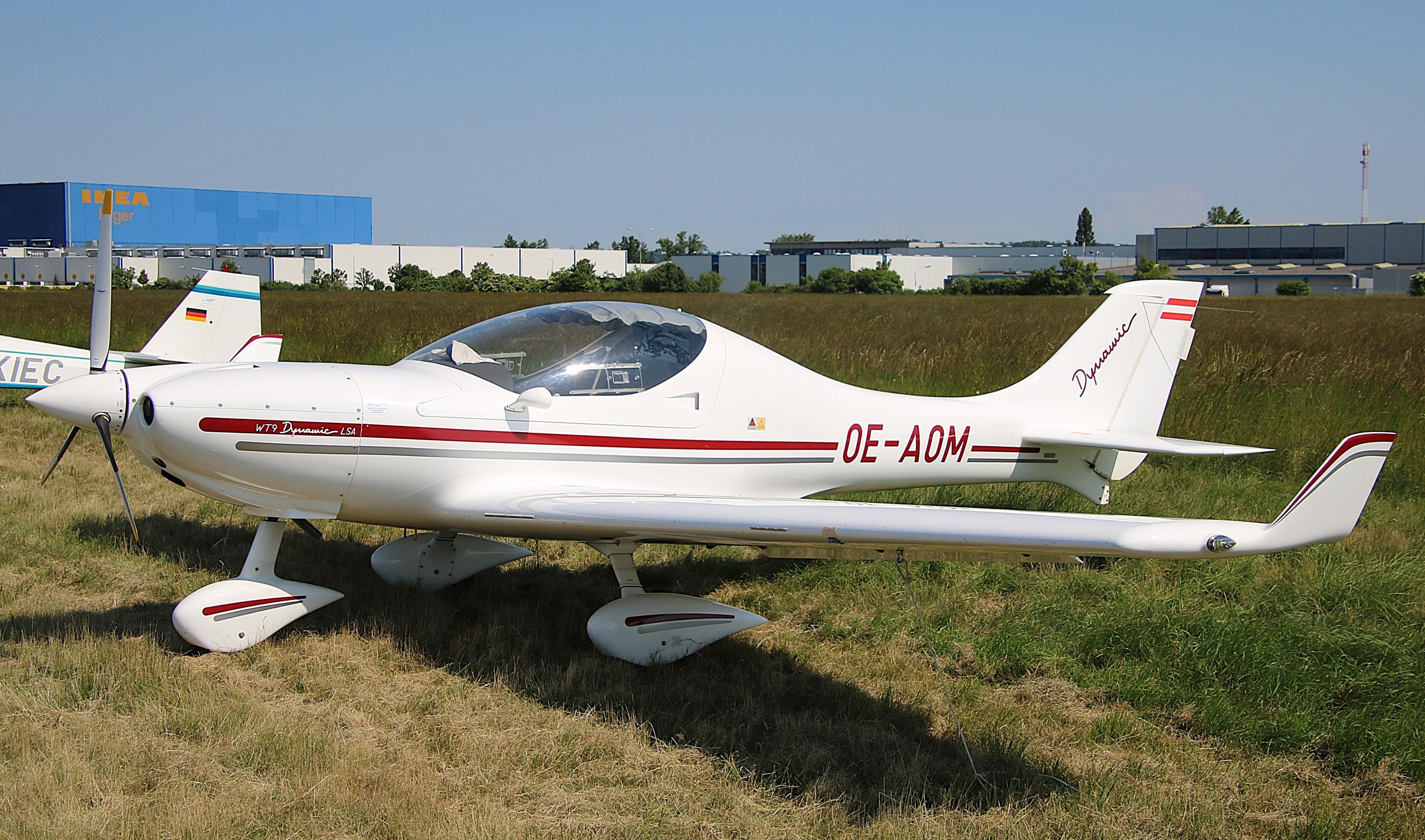 OE-AOM @ LOLW - Having finished the Deutschlandflug 2023 at Wels, Austria - by ReinhardJost