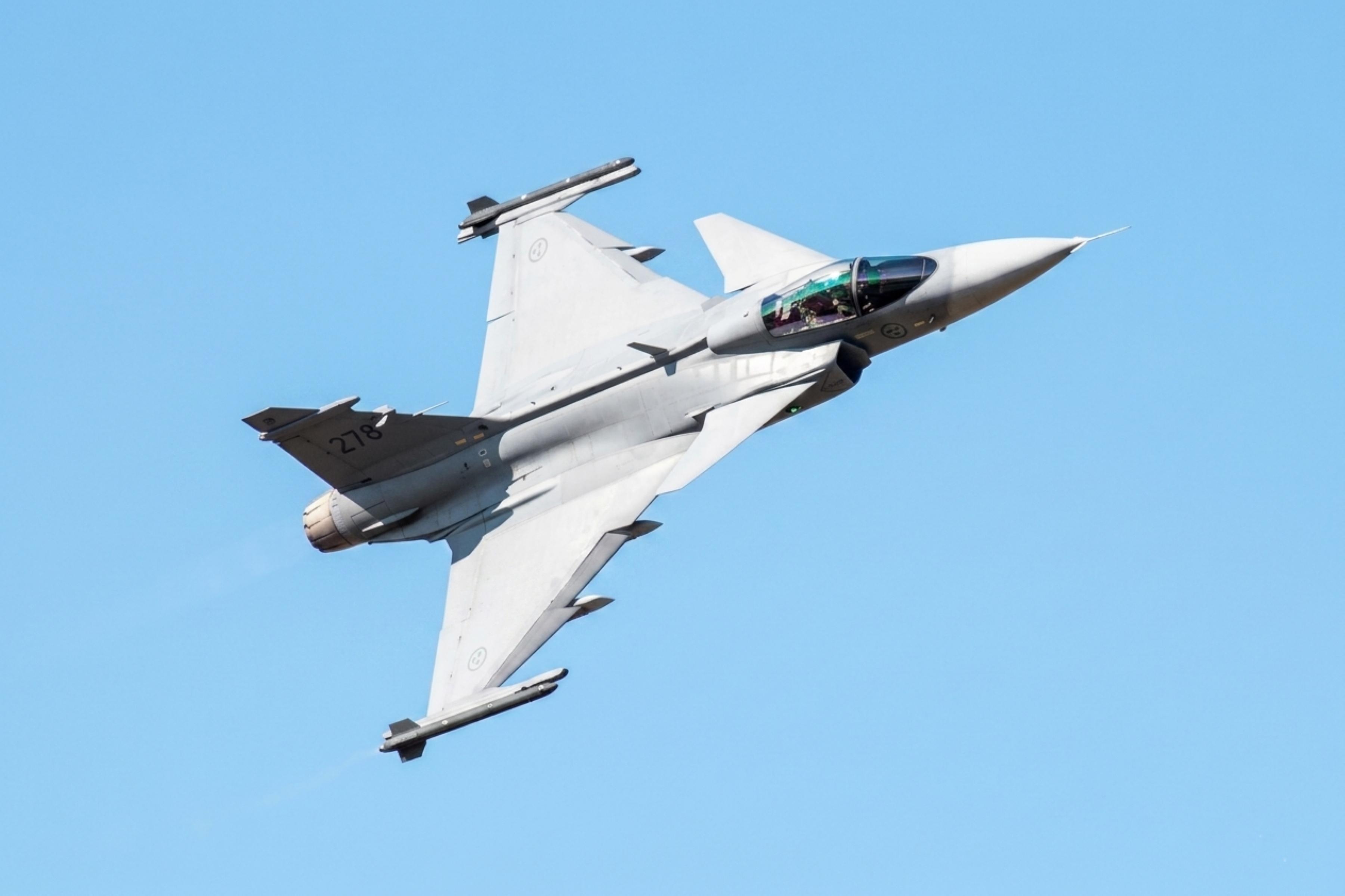 39278 @ EGVA - 278 Saab JAS-39C  Gripen RSwedAF RIAT Fairford  - by PhilR