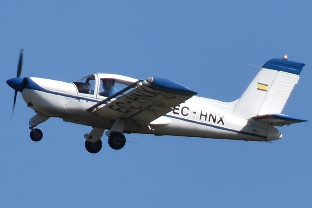 EC-HNX photo, click to enlarge