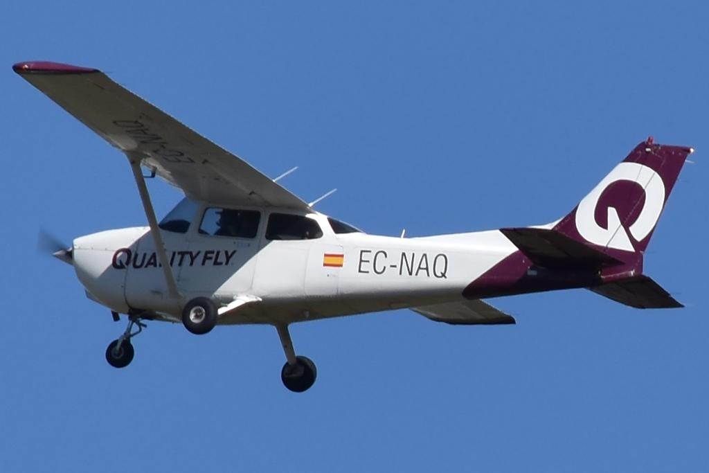 EC-NAQ photo, click to enlarge
