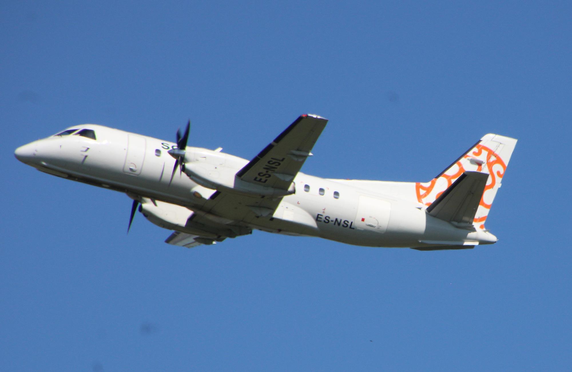 LN-SAG @ EKCH - ES-NSL taking off rw 22R - by Erik Oxtorp