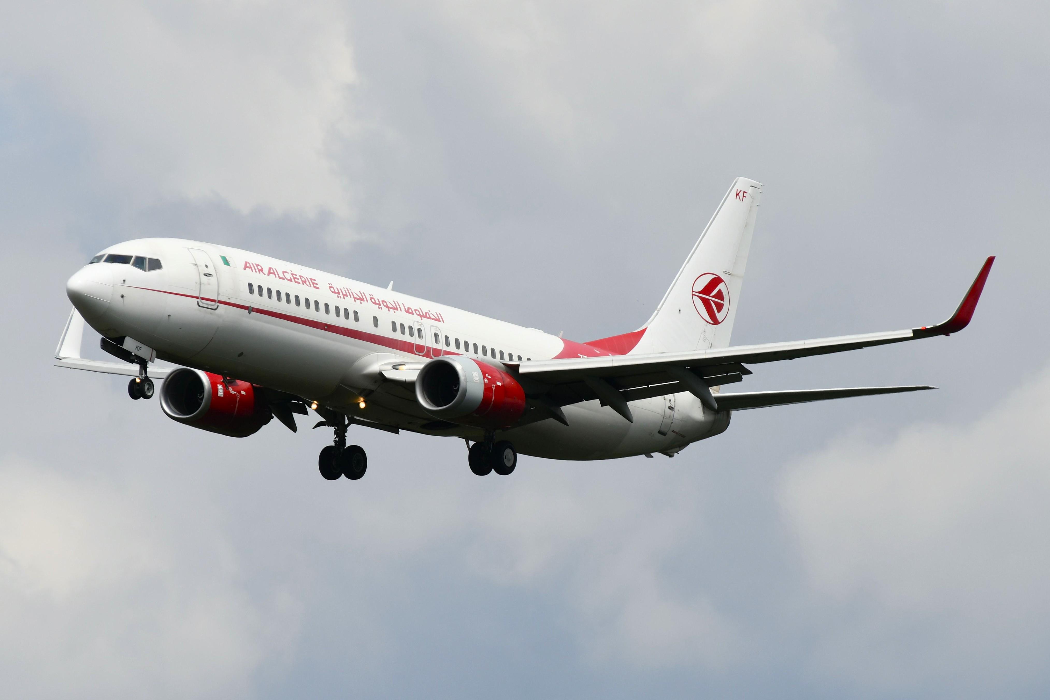 7T-VKF @ EDDF - Air Algerie B738 in fading livery - by FerryPNL