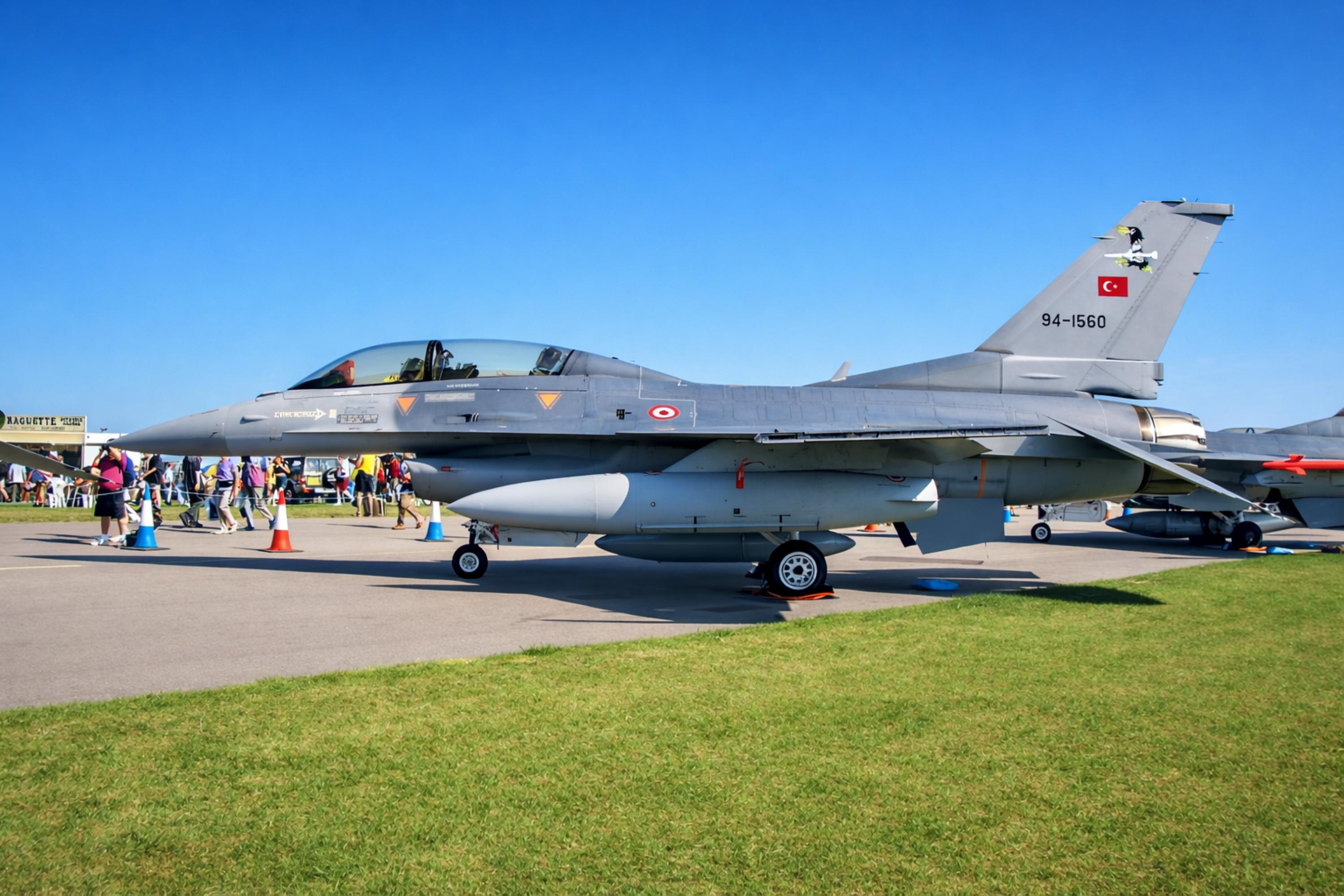 94-1560 @ EGXJ - 94-1560 1994 Lockheed Martin TF-16 TurkAF RIAT Cottesmore
 - by PhilR