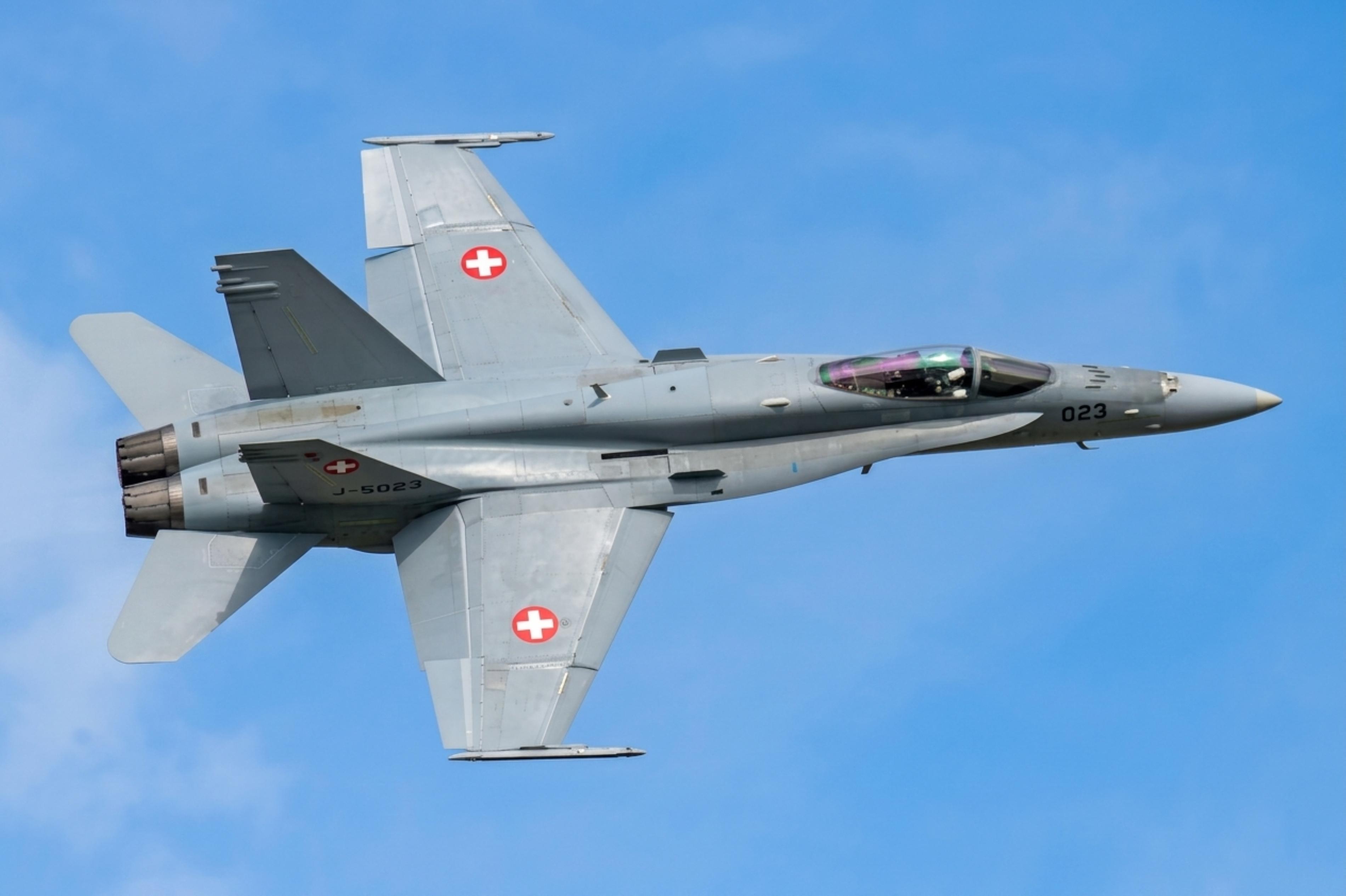 J-5023 photo, click to enlarge