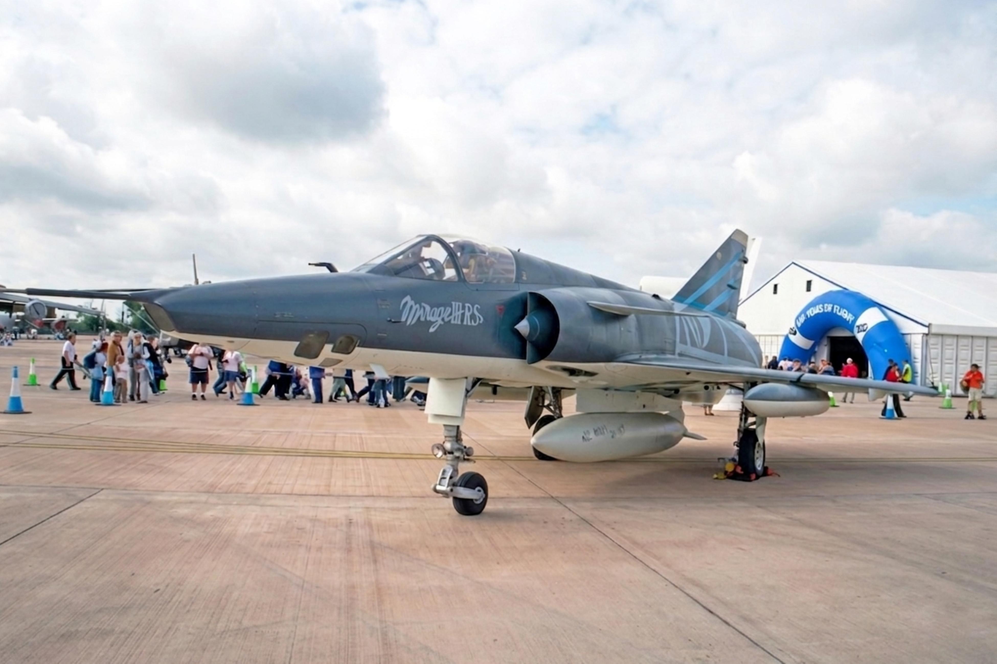 R-2110 photo, click to enlarge