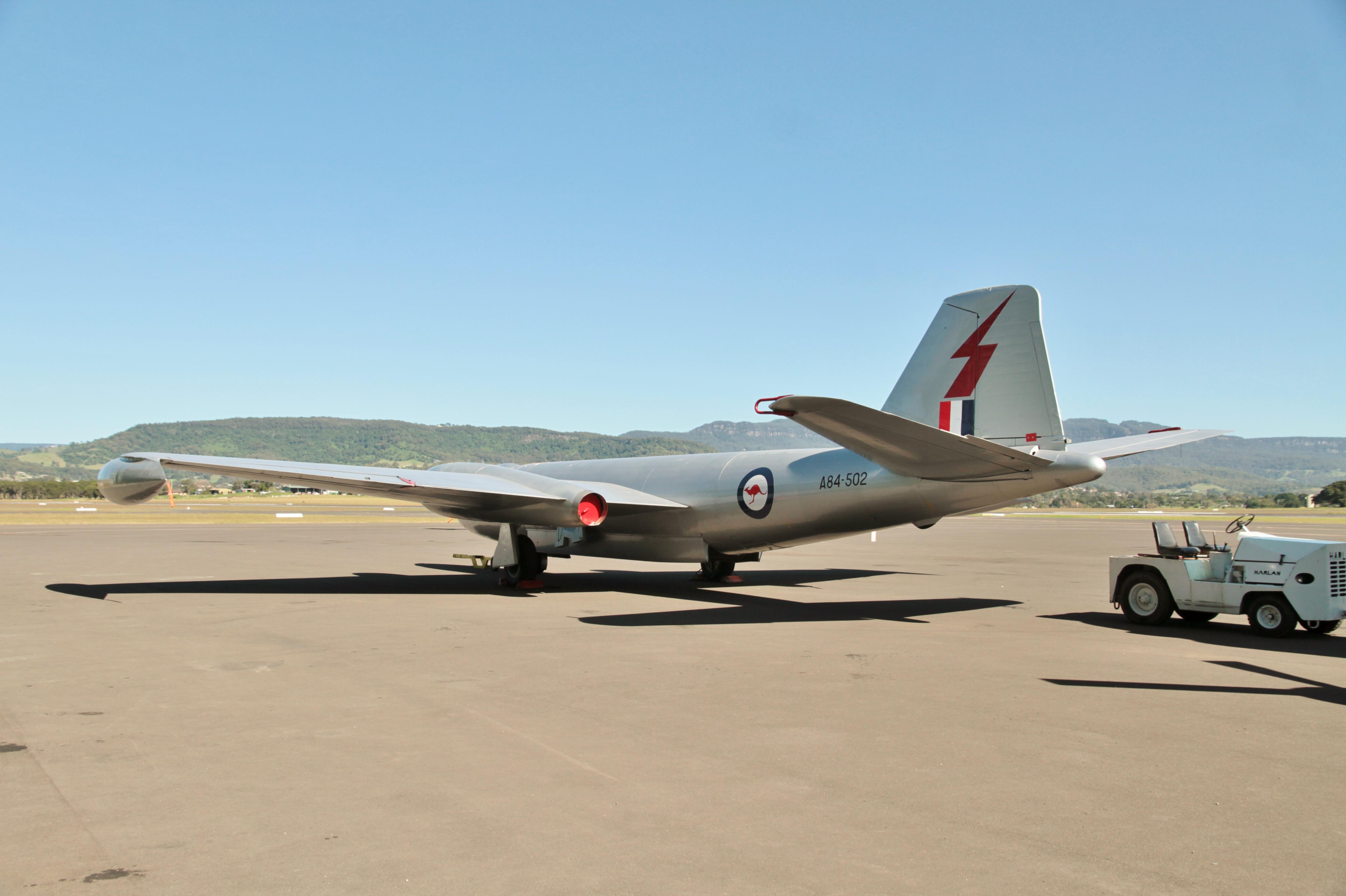 A85-405 @ YSHL - A84-502 (WT392) 1956 EE Canberra T4 RAAF HARS Illawarra 
 - by PhilR