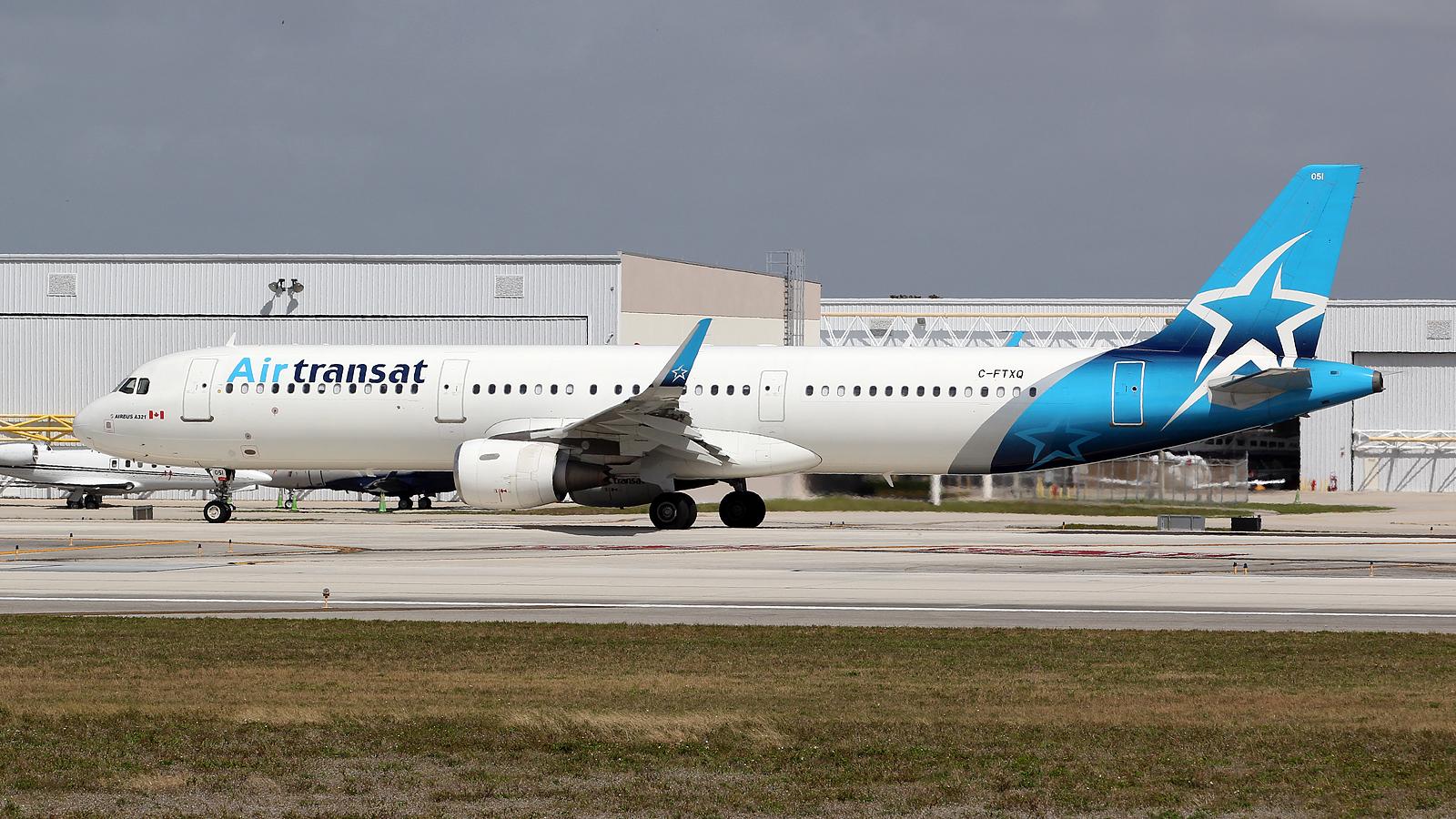C-FTXQ @ FLL - at fll - by Ronald