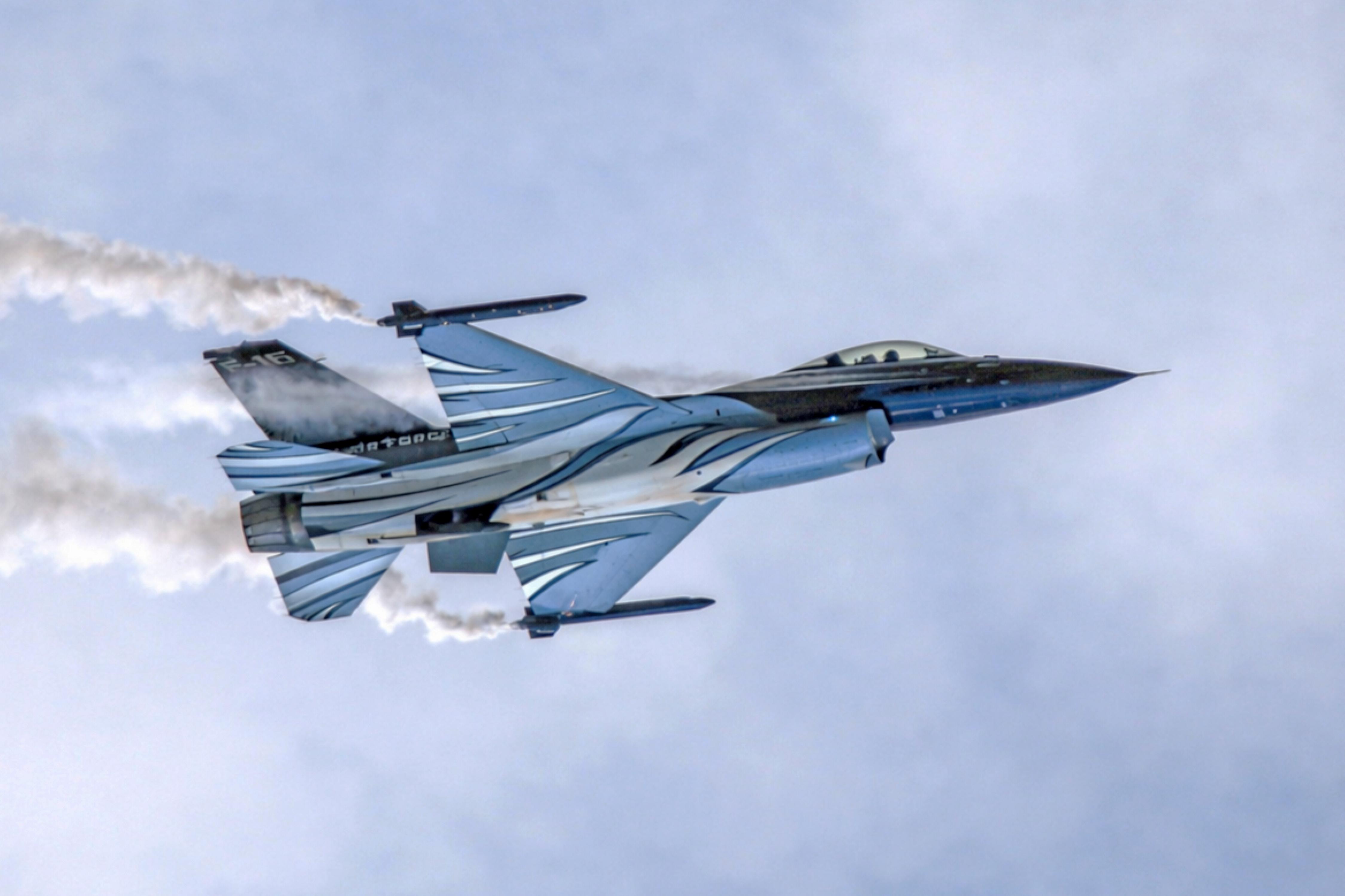 FA-101 photo, click to enlarge