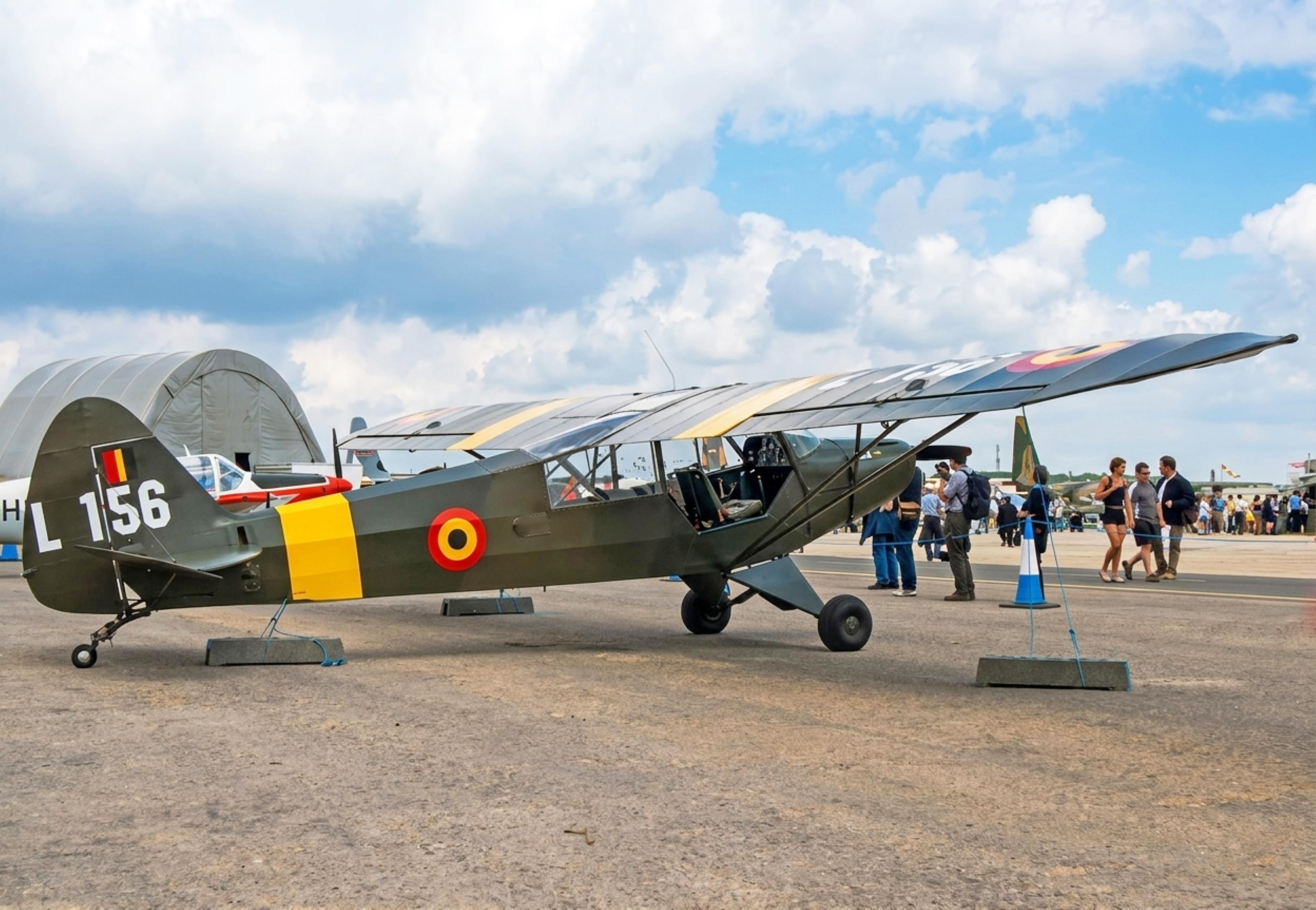 OO-LGB @ EGVA - L-156 (OO-LGB) Piper L-18C BelgAF RIAT
 - by PhilR