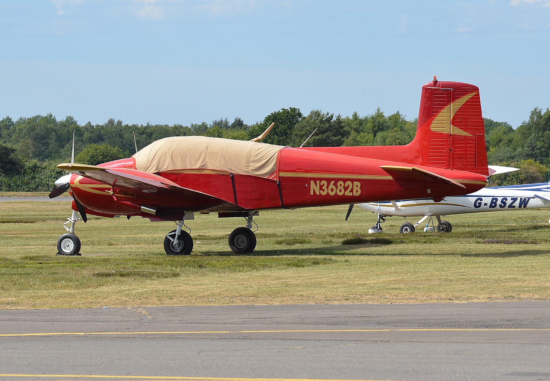 N3682B photo, click to enlarge