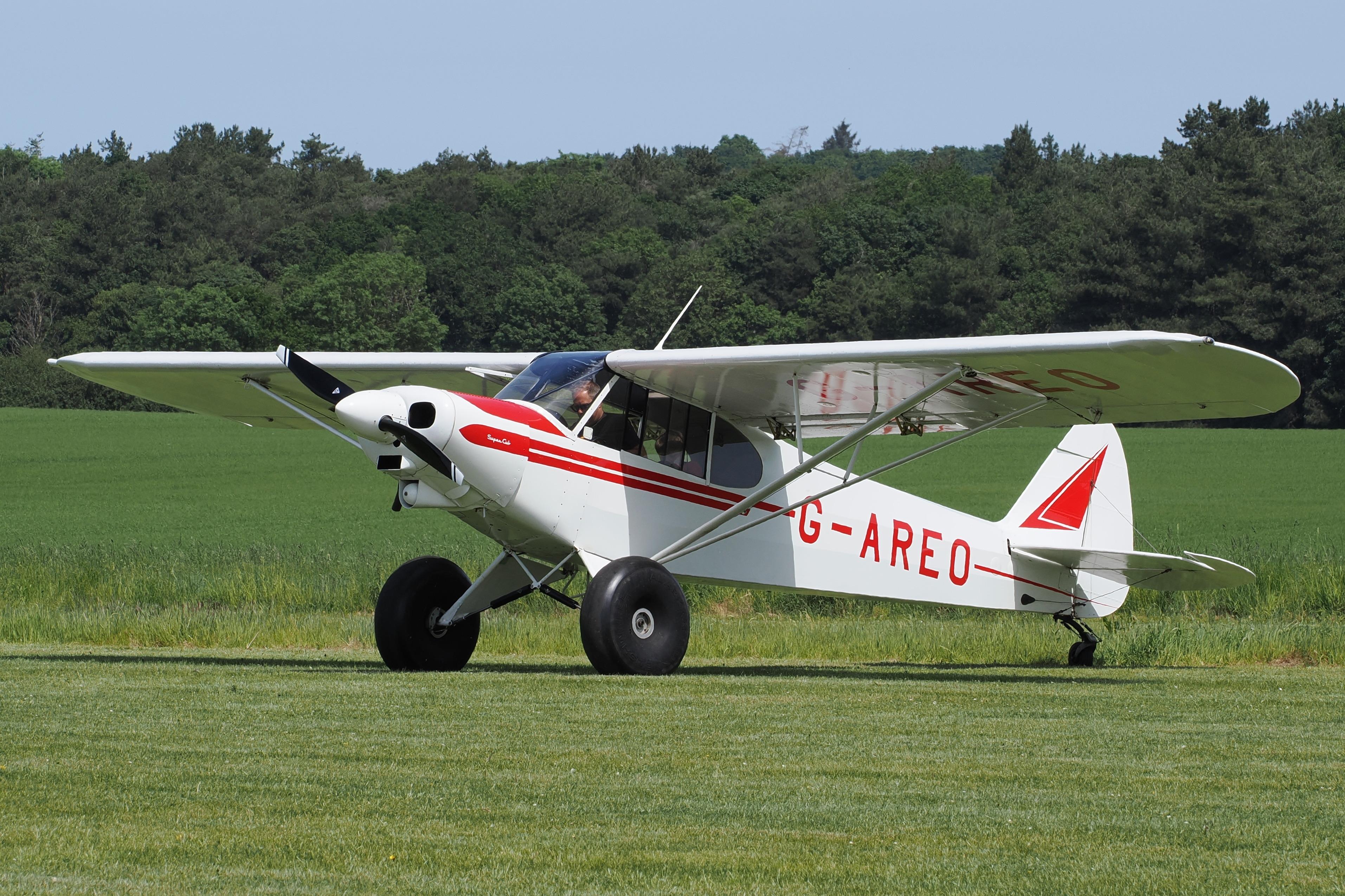 G-AREO photo, click to enlarge