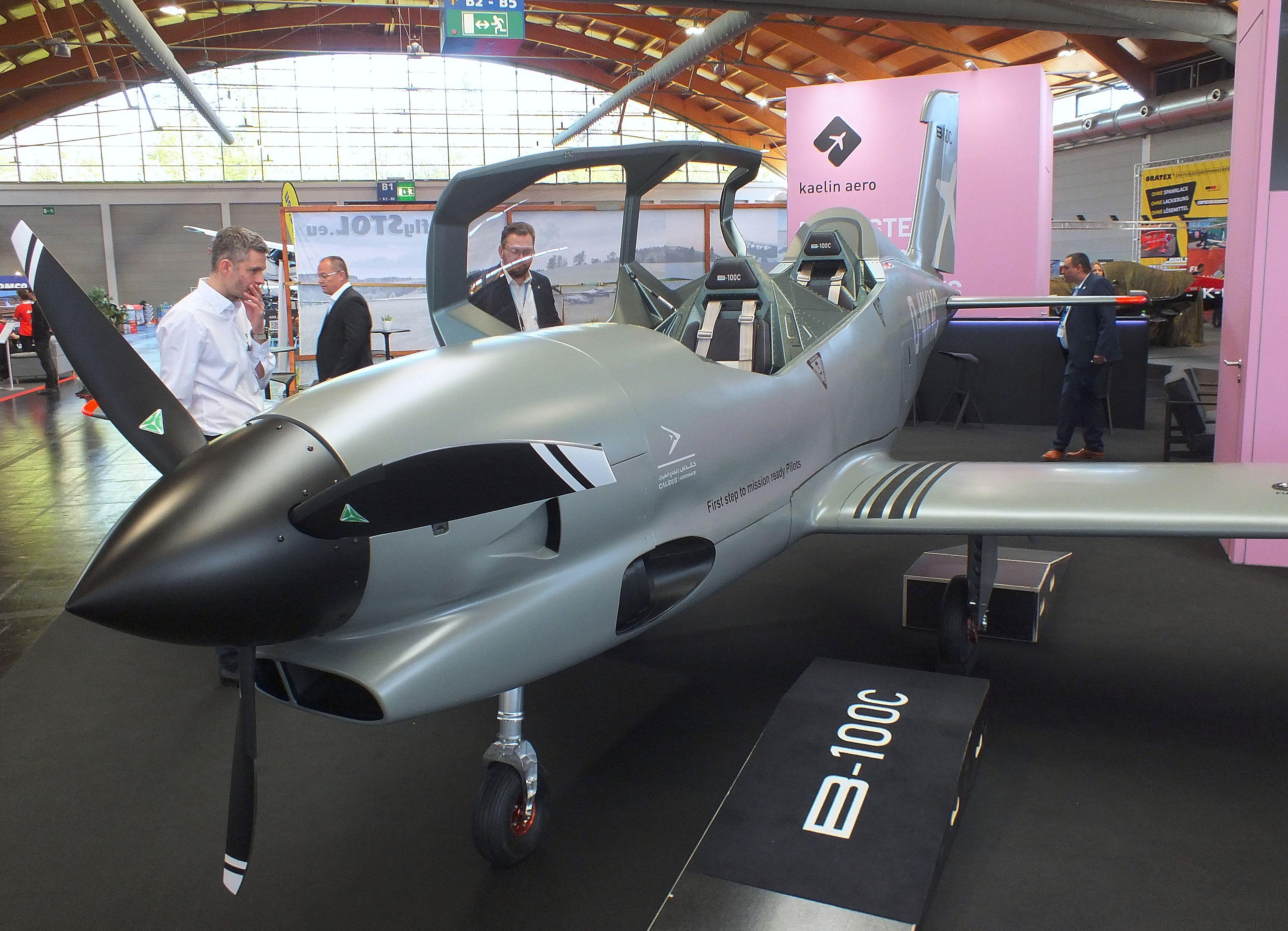 D-MKXC photo, click to enlarge