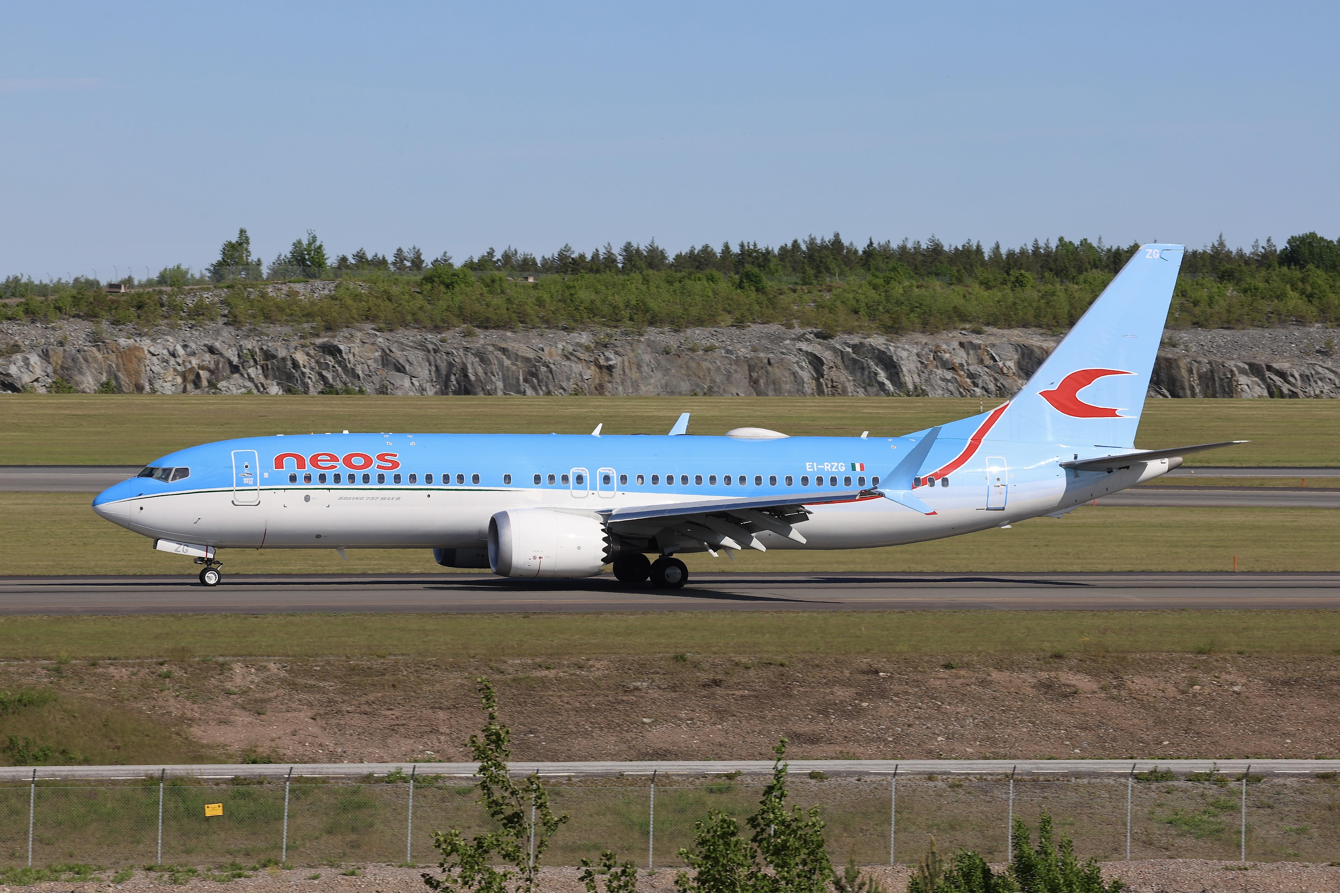EI-RZG photo, click to enlarge