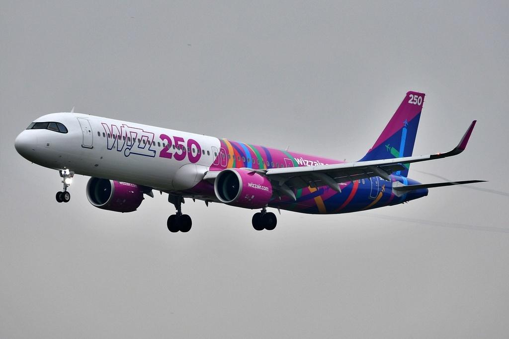 9H-WMR photo, click to enlarge