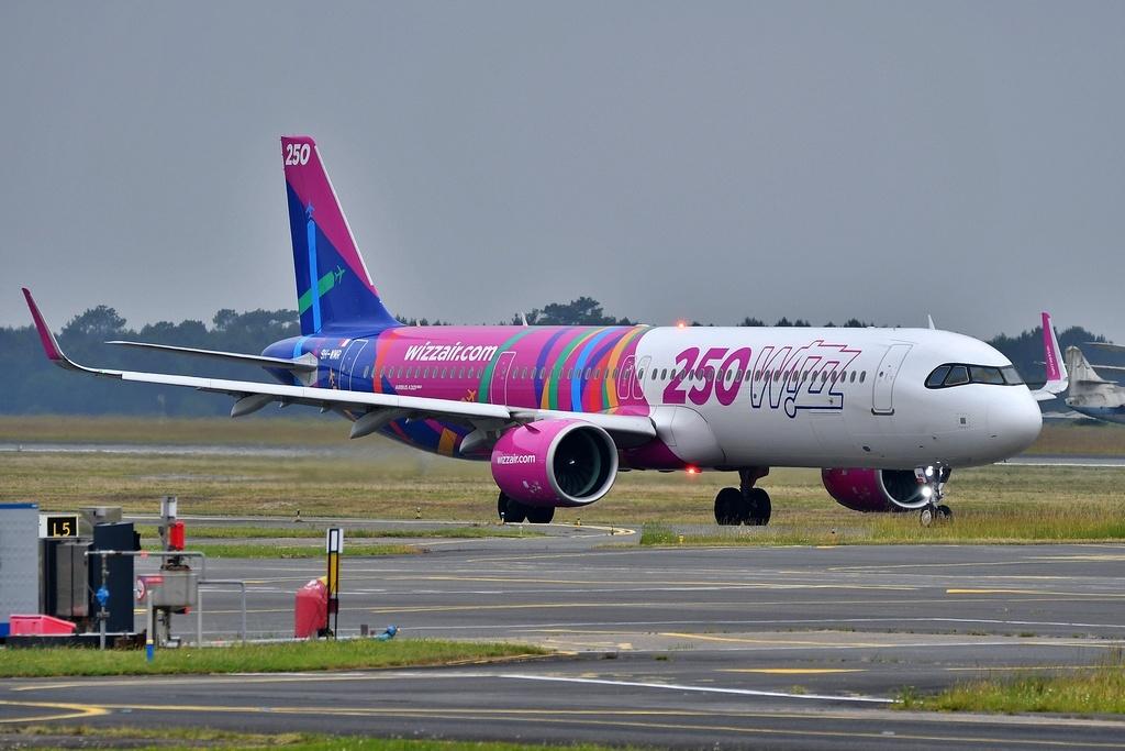 9H-WMR photo, click to enlarge