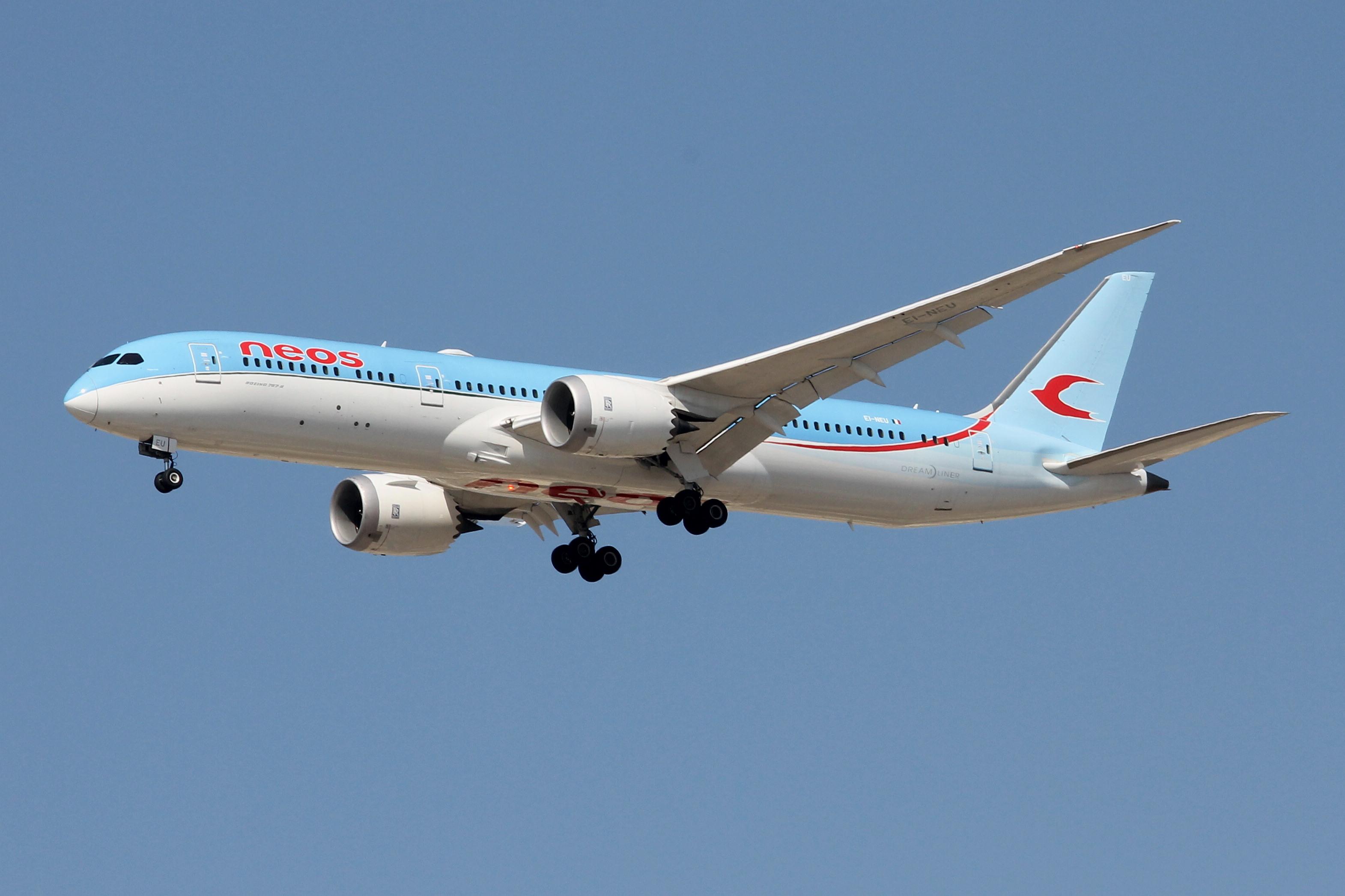 EI-NEU photo, click to enlarge