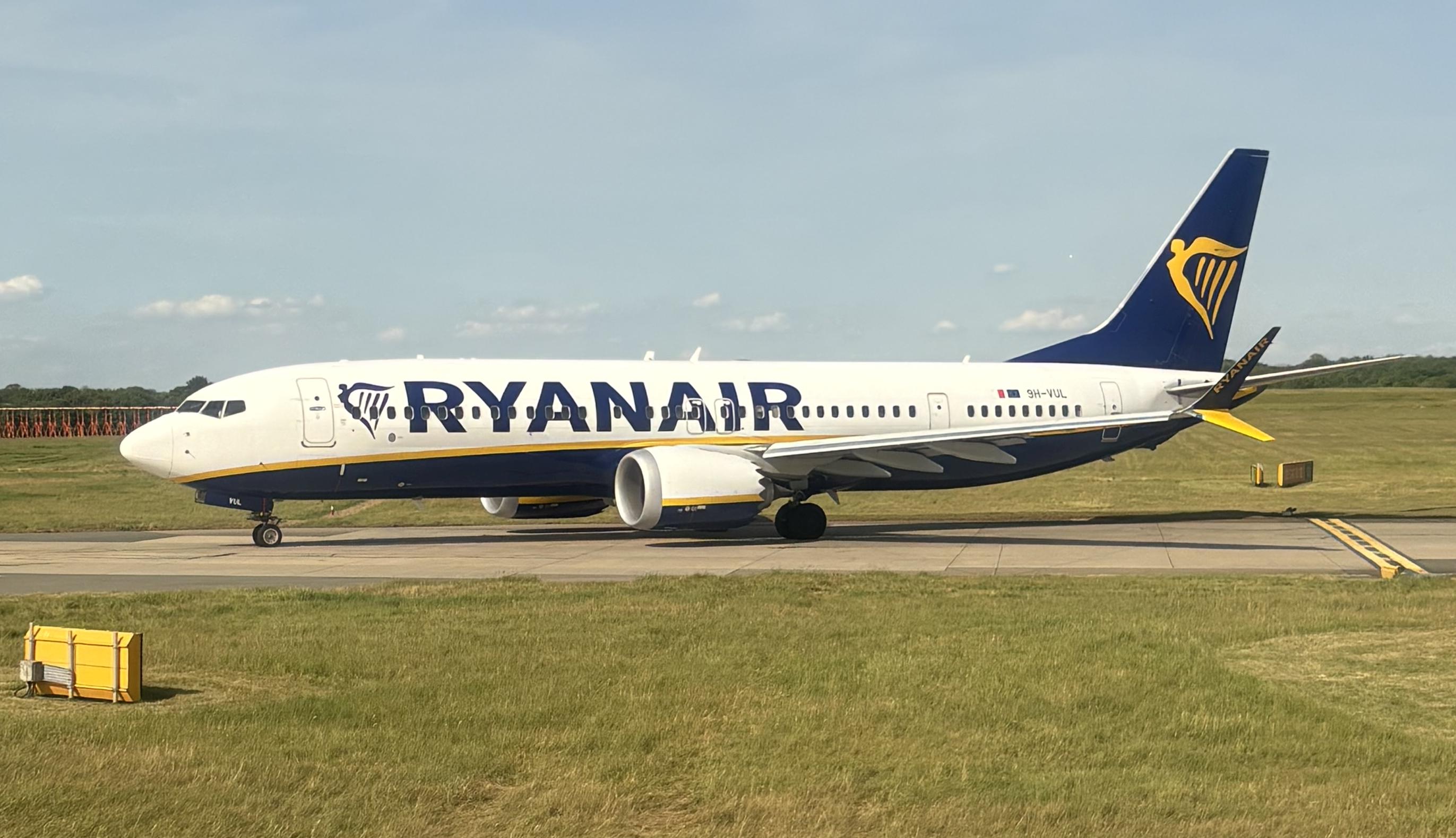 9H-VUL photo, click to enlarge
