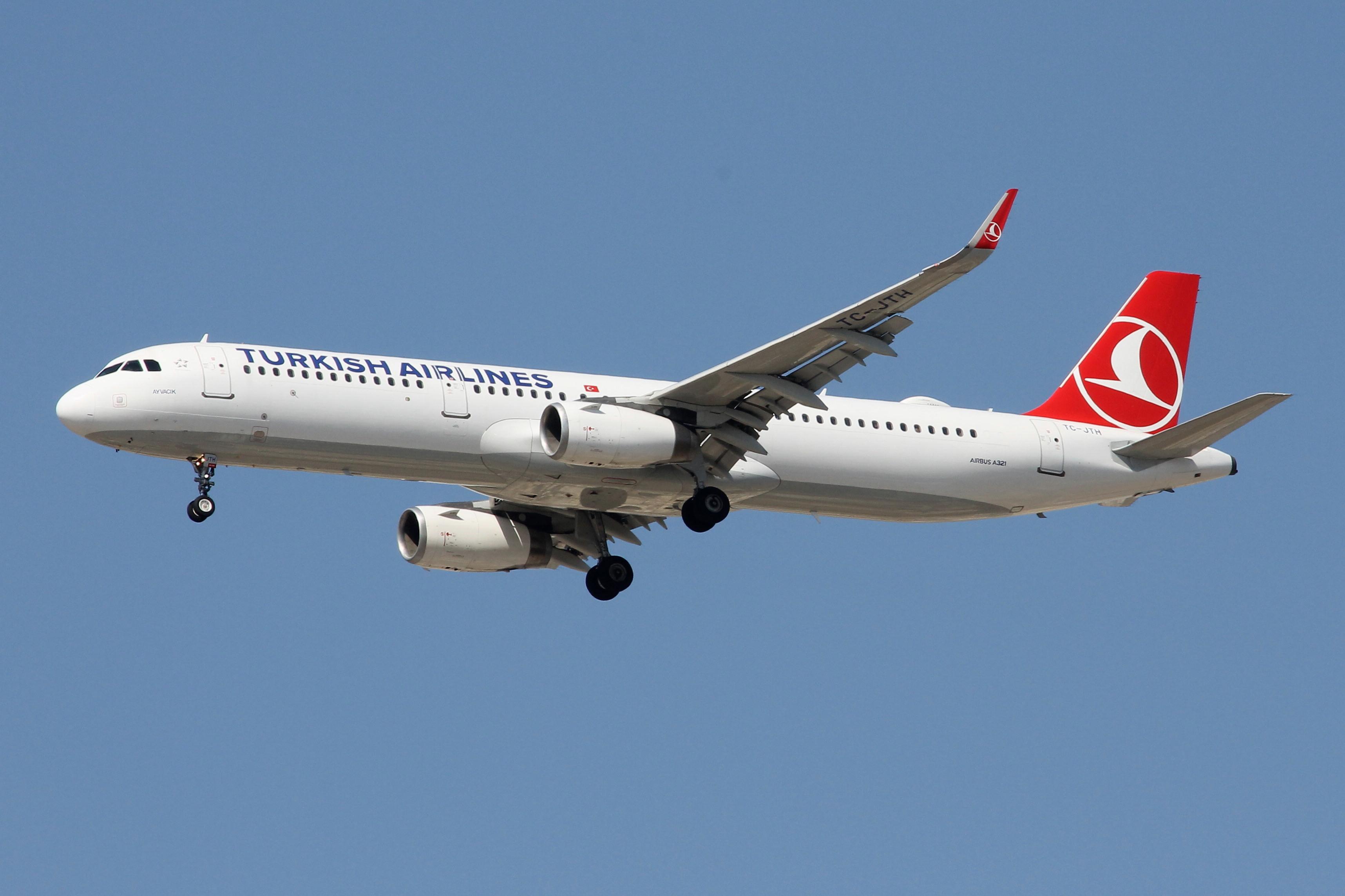 TC-JTH photo, click to enlarge