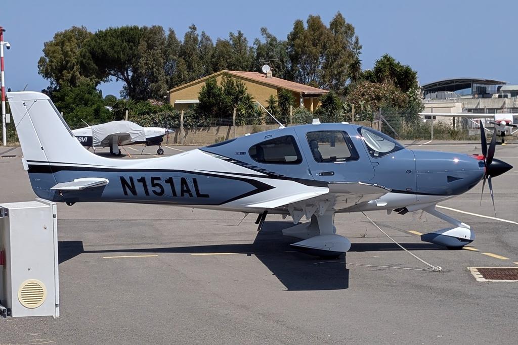 N151AL photo, click to enlarge