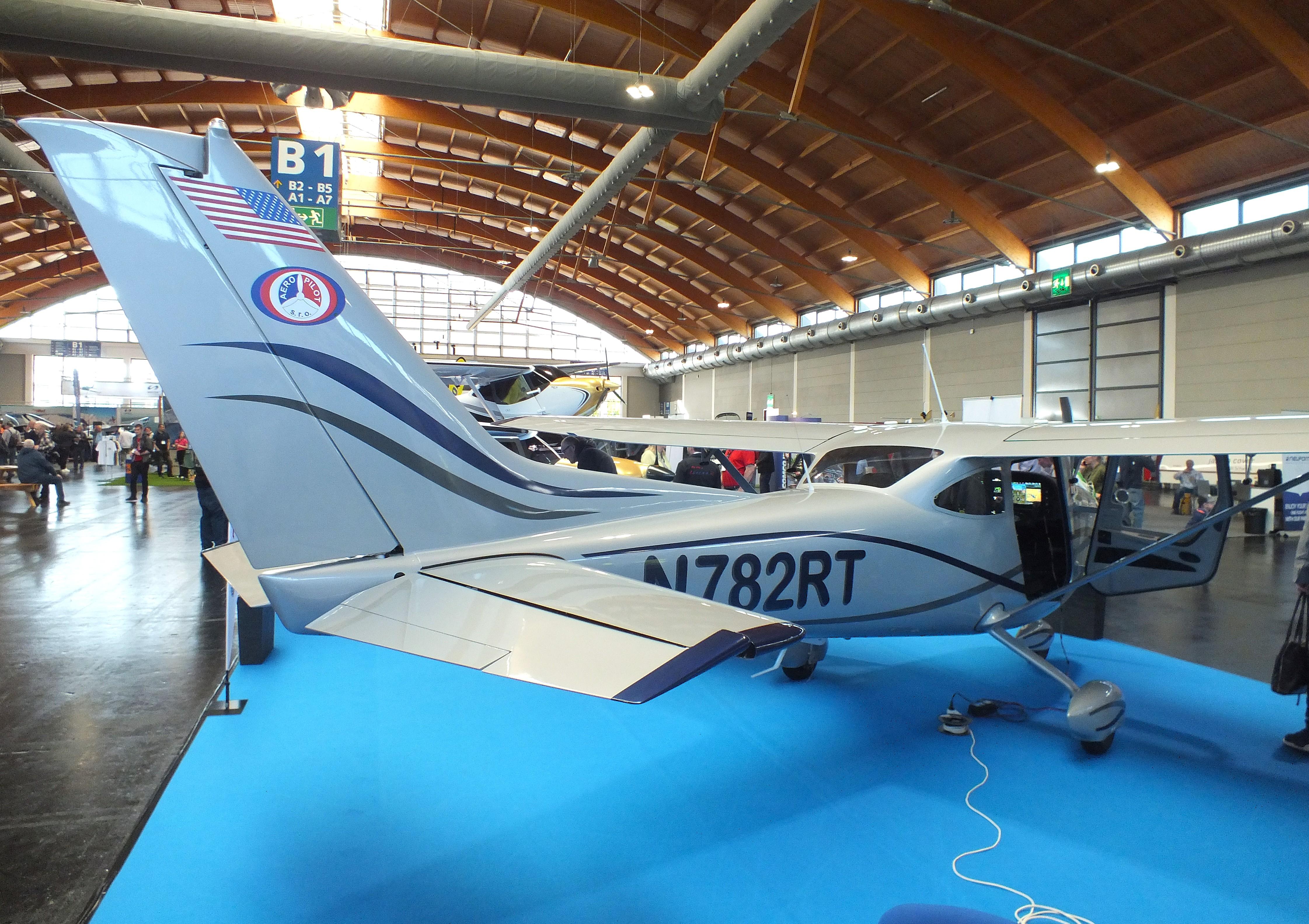 N782RT photo, click to enlarge