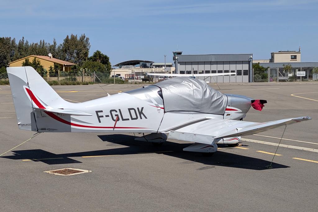 F-GLDK photo, click to enlarge