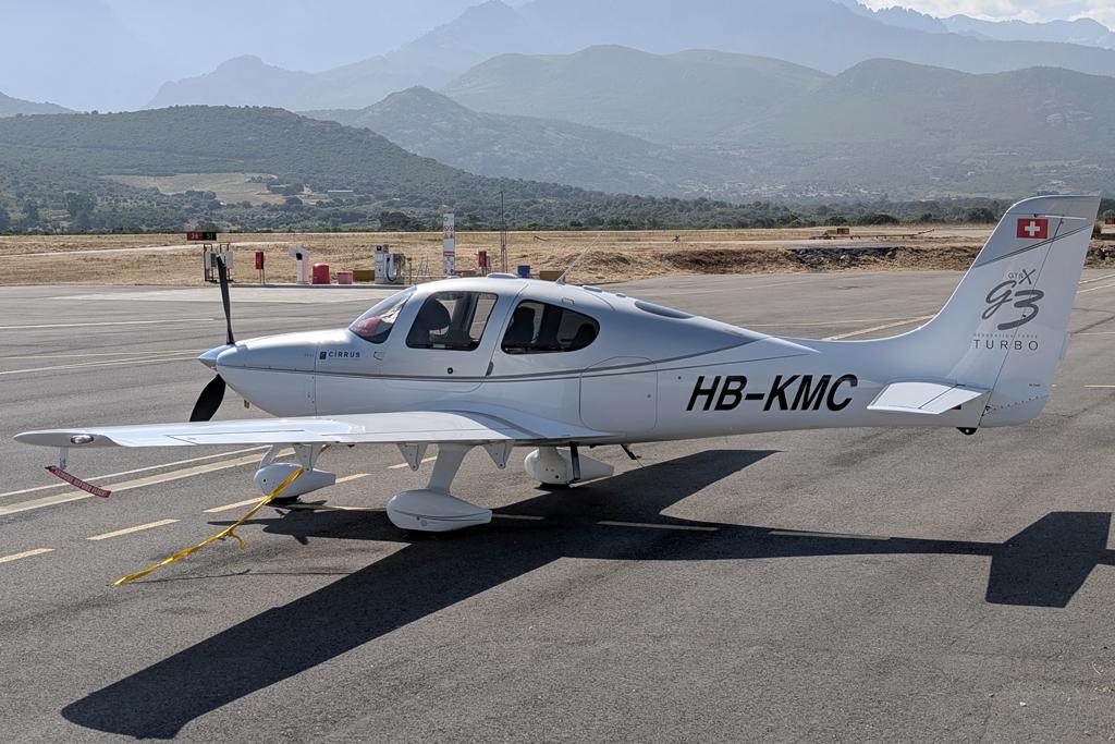 HB-KMC photo, click to enlarge