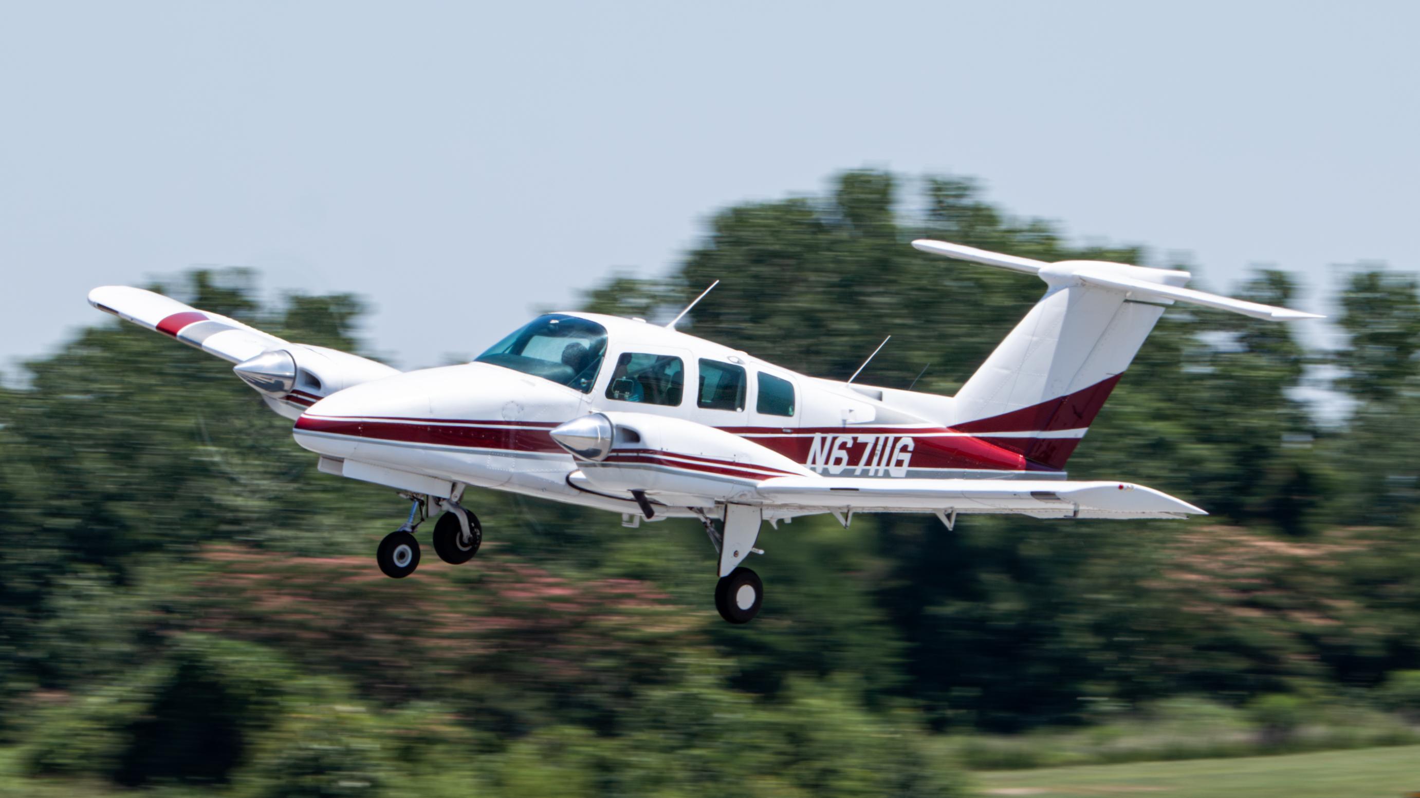 N6711G photo, click to enlarge