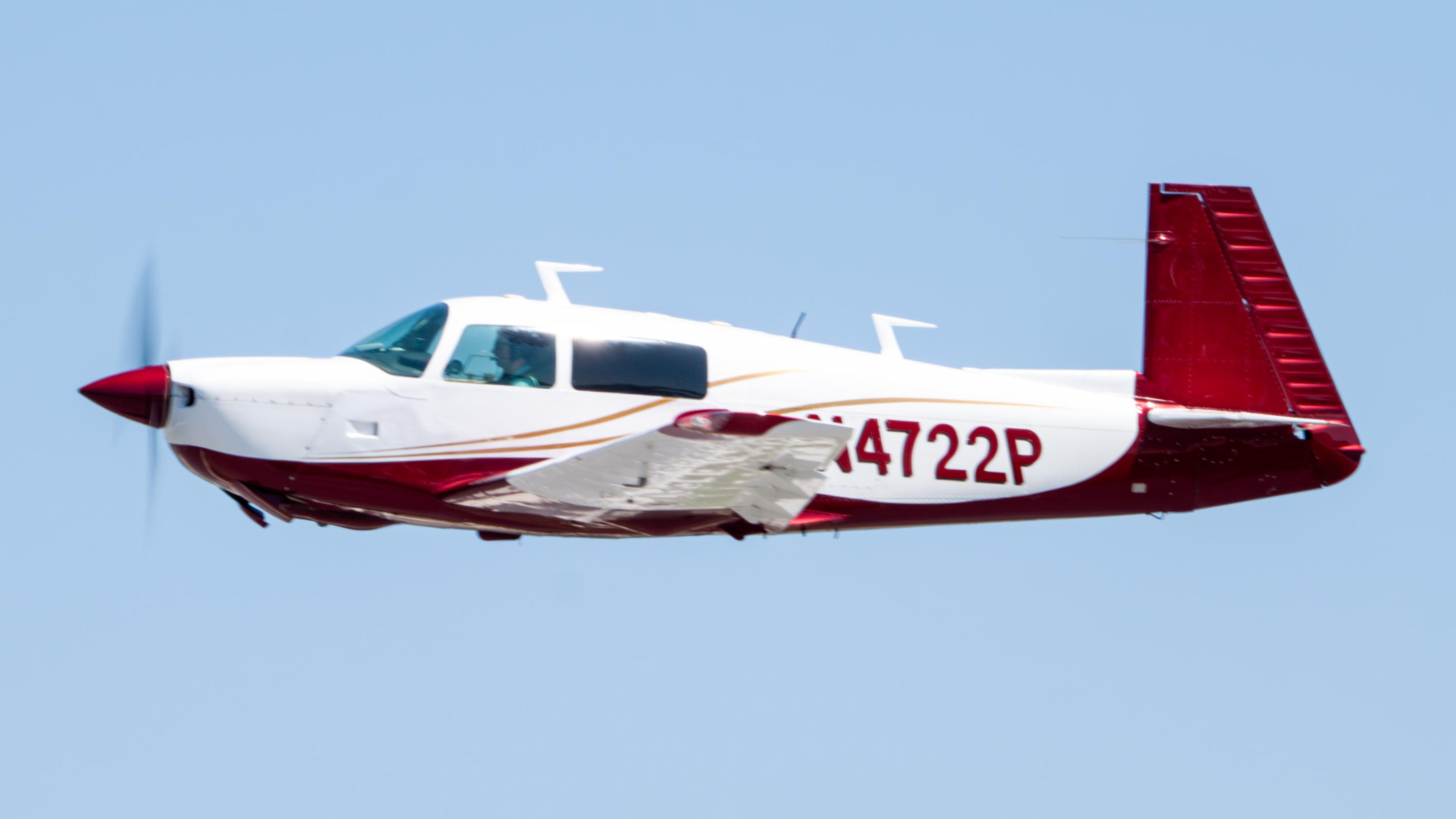 N4722P photo, click to enlarge